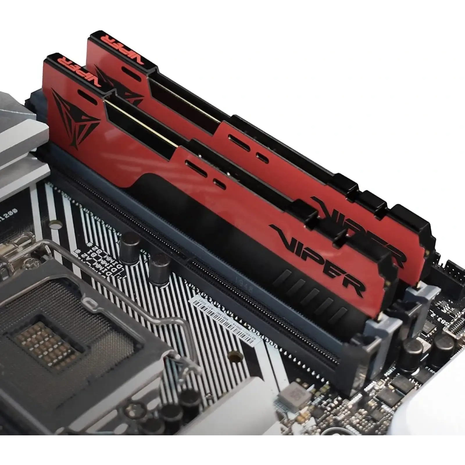 Оперативна пам'ять DDR4 16GB/3600 Patriot Viper Elite II Red (PVE2416G360C0) UA