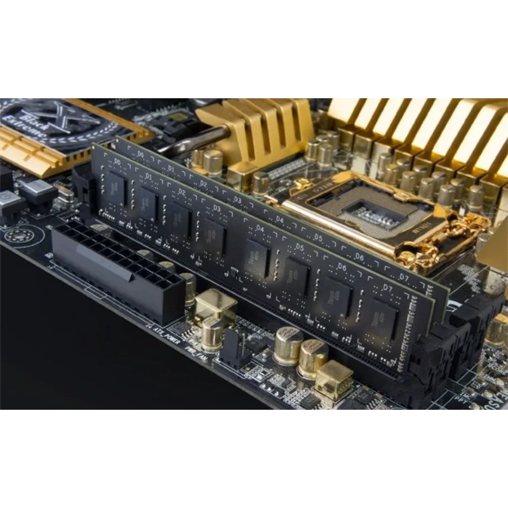 Модуль памяти DDR3 8GB/1600 1,35V Team Elite (TED3L8G1600C1101) UA