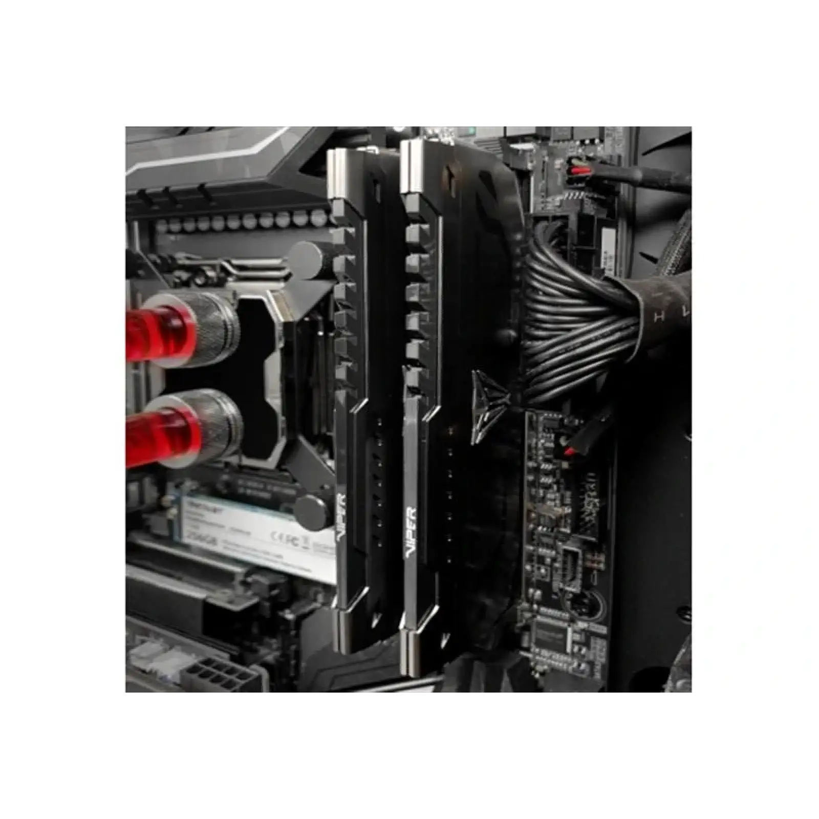 Оперативна пам'ять DDR4 2x8GB/4400 Patriot Viper Steel (PVS416G440C9K) UA