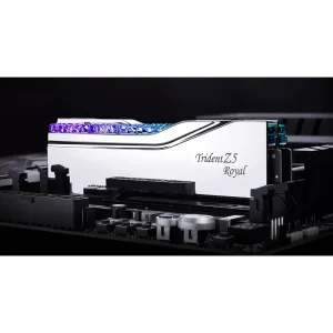 Модуль пам`ятi DDR5 2x16GB/6000 G.Skill Trident Z5 Royal Silver (F5-6000J2836G16GX2-TR5S) UA