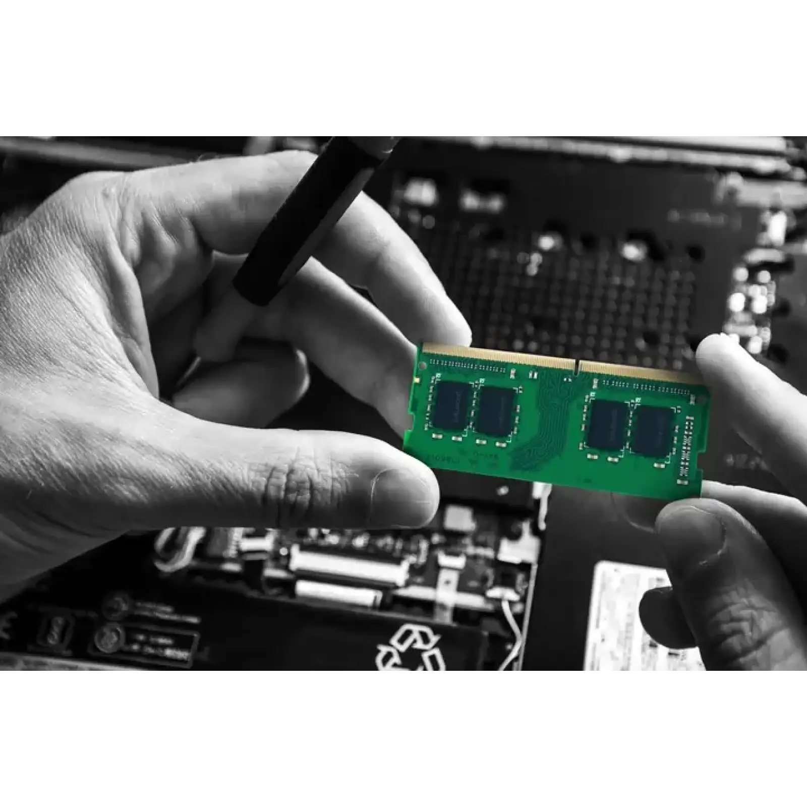 Оперативна пам'ять SO-DIMM 4GB/2666 DDR4 Goodram (GR2666S464L19S/4G) UA