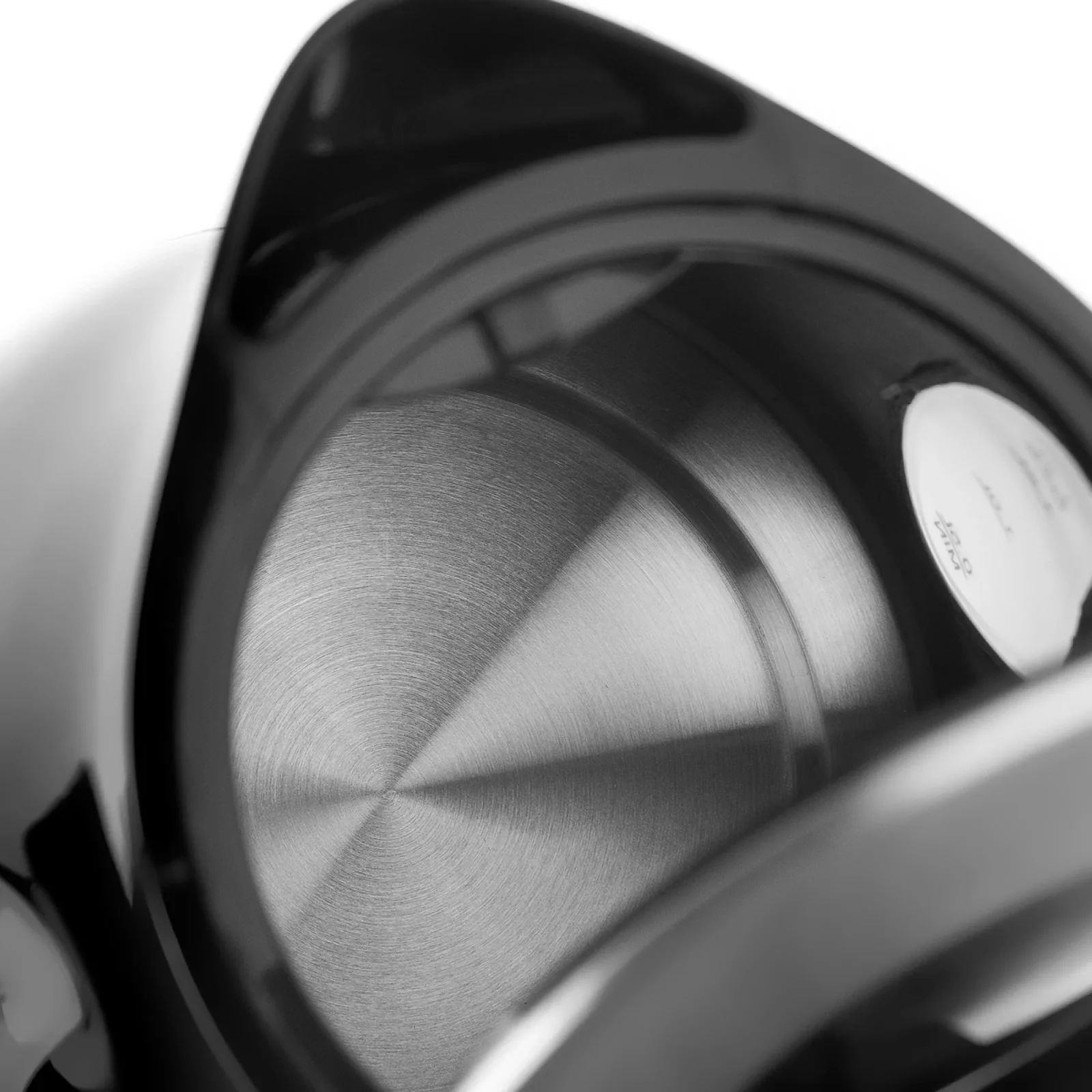 Електрочайник First FA-5417-6-BA UA