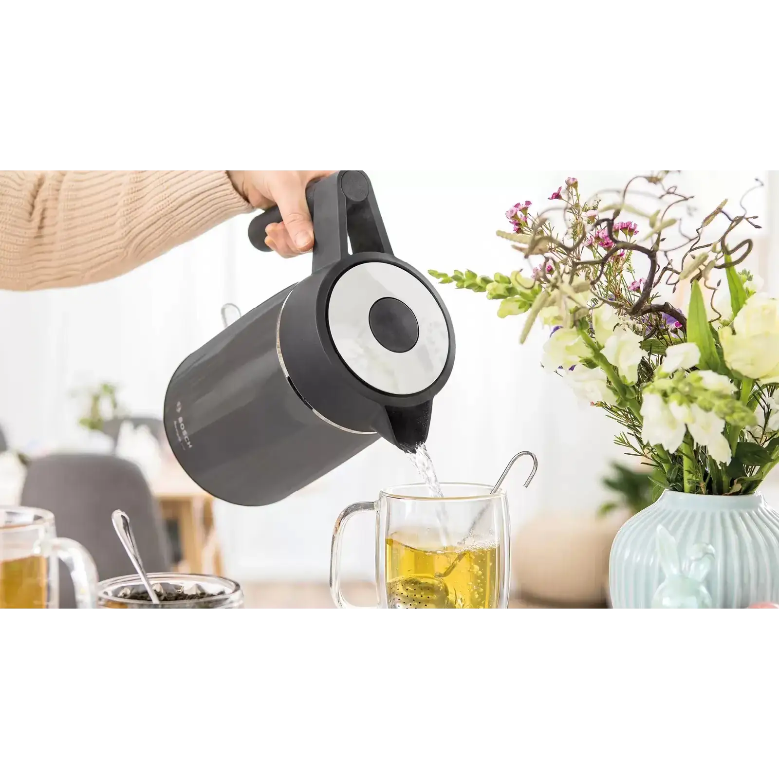 Электрочайник Bosch TWK5P475 UA