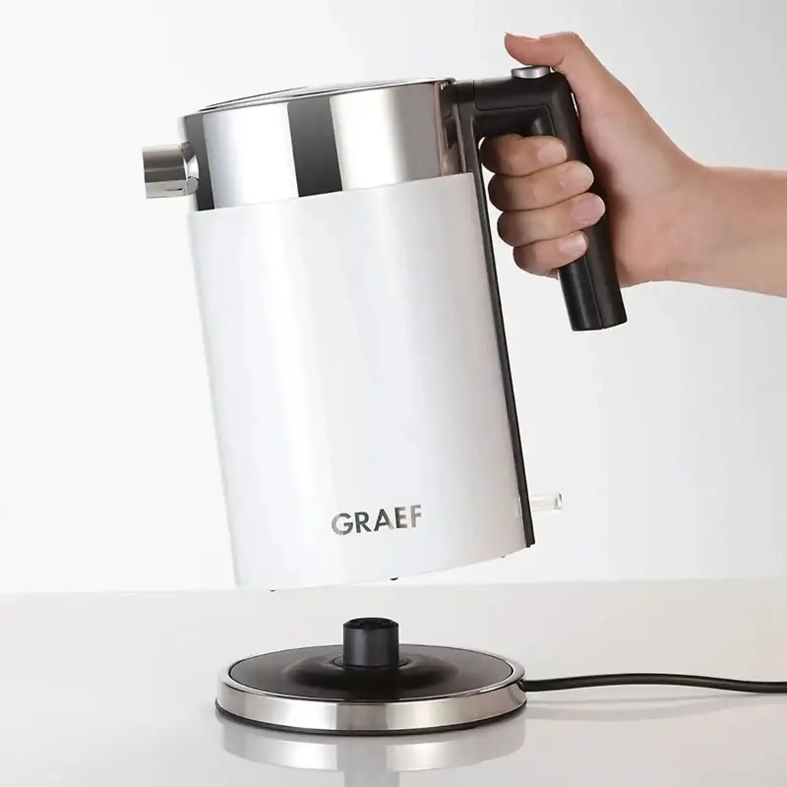 Електрочайник Graef WK 61 UA