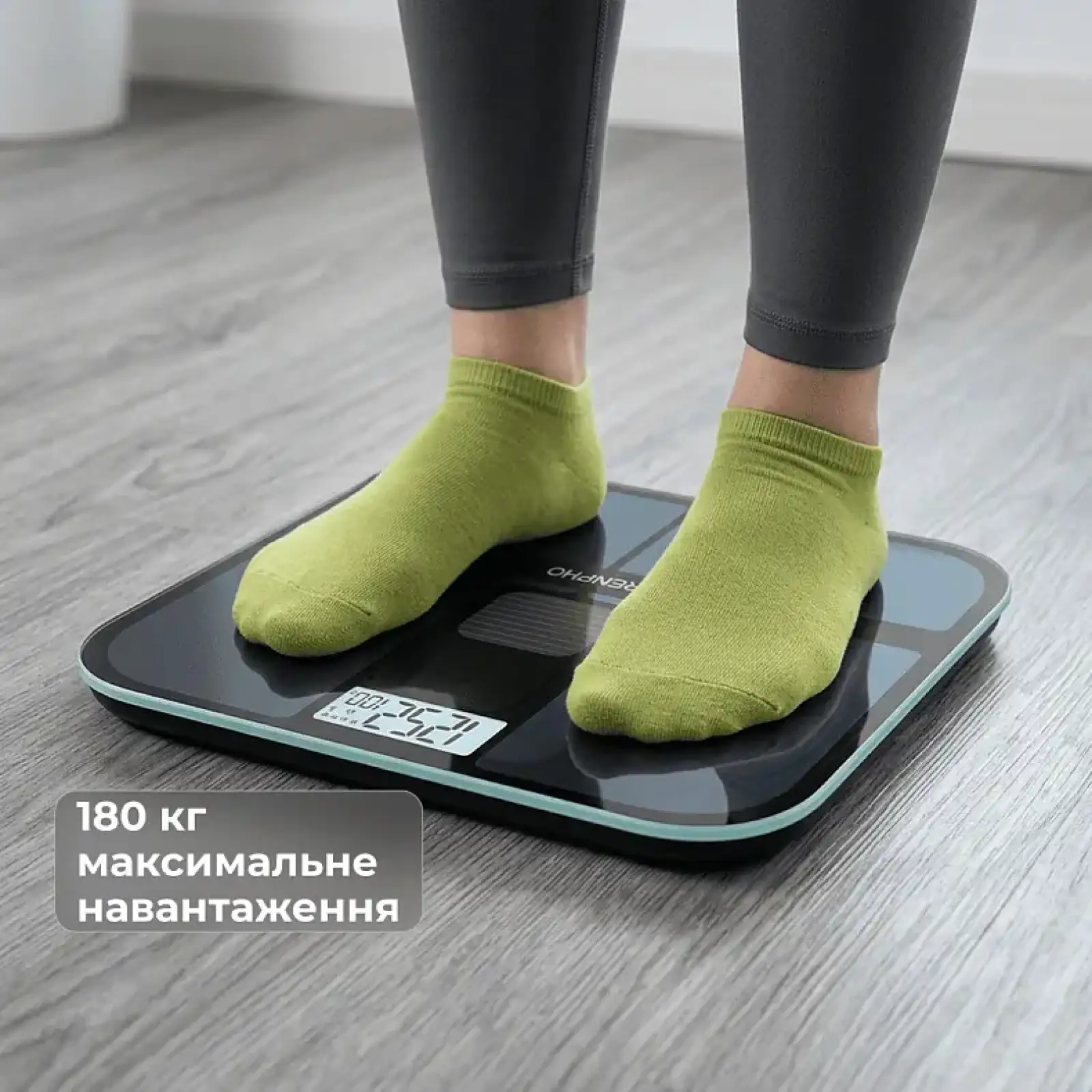 Весы напольные RENPHO Elis Solar 2 Smart Body Scale Black (R-A020-BK) UA