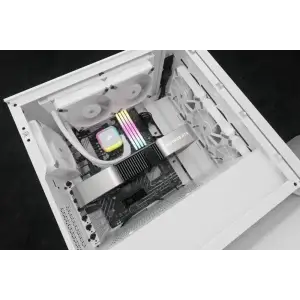 Система водяного охолодження Corsair iCUE H150i RGB Elite Liquid CPU Cooler White (CW-9060079-WW) UA