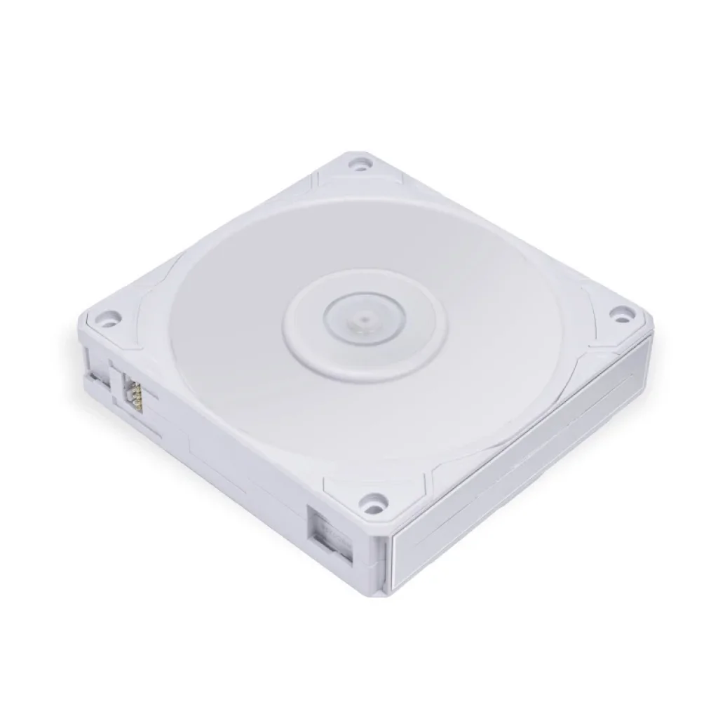 Вентилятор Lian Li P28, Single, White (G99.12P281W.00), 120х120х28мм, 3-pin, 4-pin, белый UA