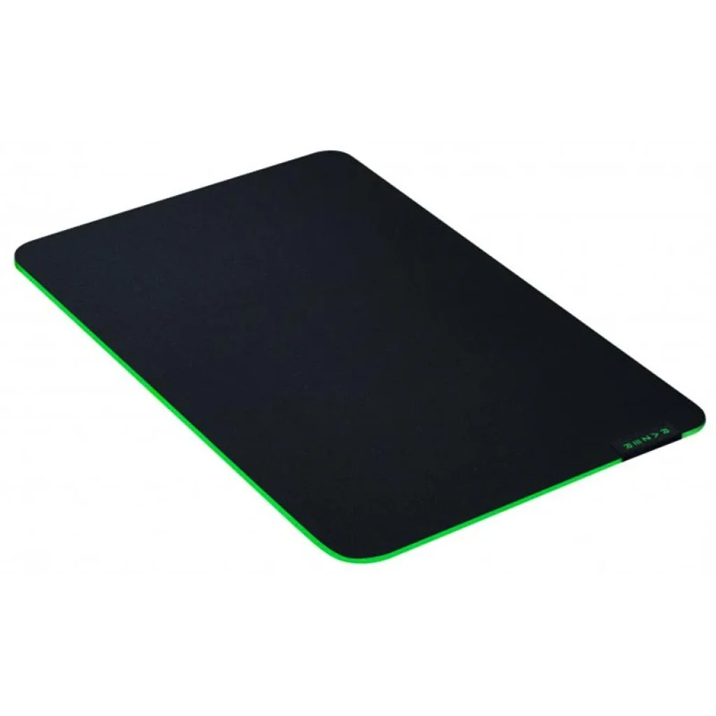 Игровая поверхность Razer Gigantus V2 M Speed/Control (RZ02-03330200-R3M1) UA