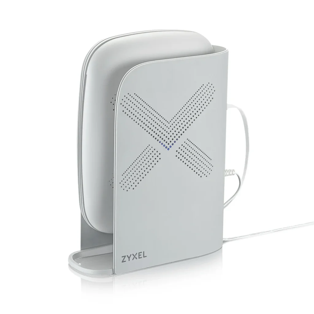 Комплект з двох Mesh Wi-Fi маршрутизаторів ZYXEL Multy Plus (WSQ60-EU0201F) (AC3000, 3xGE LAN, 1хGE WAN, Tri-band, 1xUSB, 9 антен, Captive Portail, 1 год подписки AiShield) UA