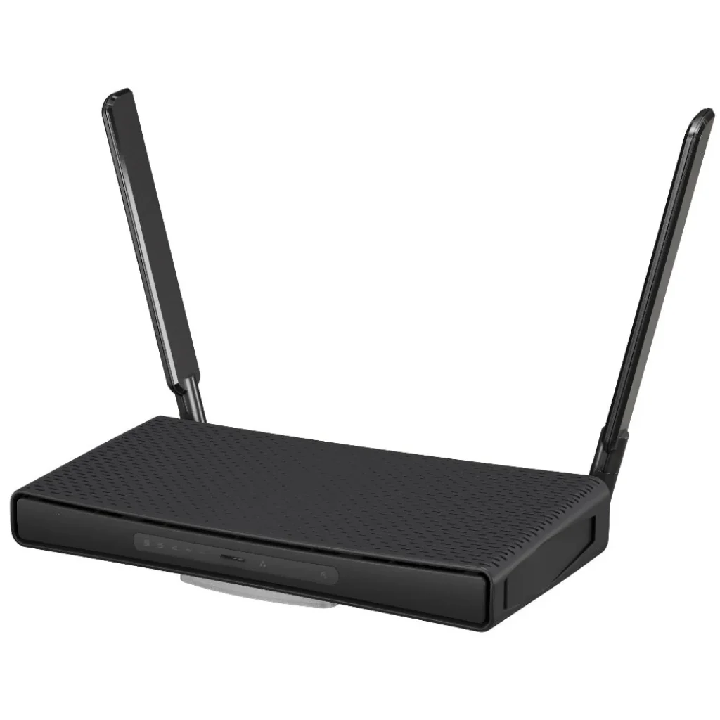 Беспроводной маршрутизатор Mikrotik hAP AX3 (C53UiG+5HPaxD2HPaxD) (AX1800, WiFi6, 4xGE, 1x2.5GE, WPA3, 1xUSB 3.0, поддержка 3G/4G, POE in/out, 2 внешние антенны - 5,5dBi) UA