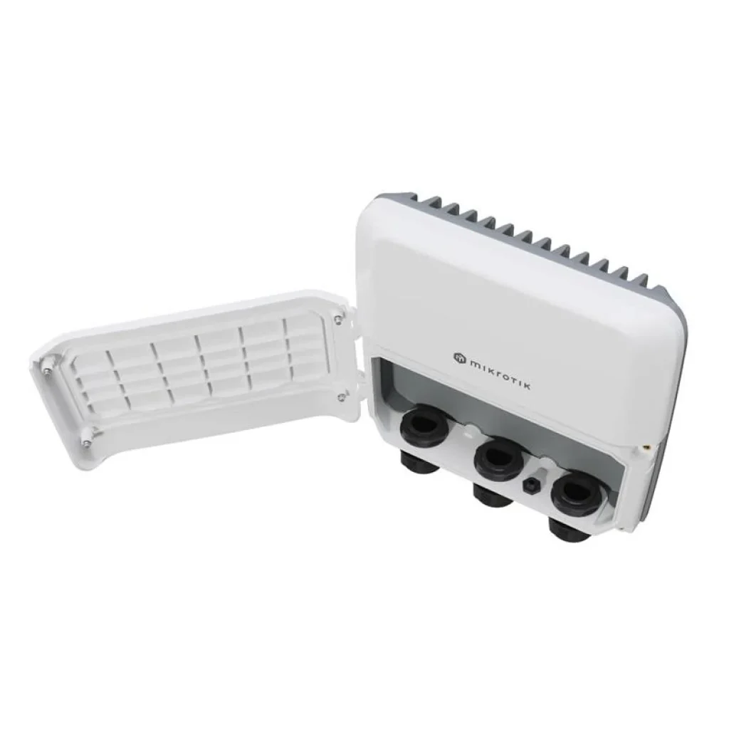 Маршрутизатор MikroTik RB5009UPr+S+OUT (7x1GE LAN PoE, 1xSFP+, 1x2.5GE LAN PoE, 1xUSB 3.0, PoE in, DC, 2-pin, max PoE 130W, IP66) UA