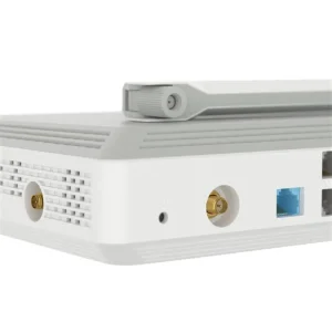 Бездротовий маршрутизатор KEENETIC Giant (KN-2610) (AC1300, 1xSFP WAN, 1xGE WAN, 8xGE LAN, 1xUSB2.0, 1xUSB3.0, 4 антени 5 дБи) UA