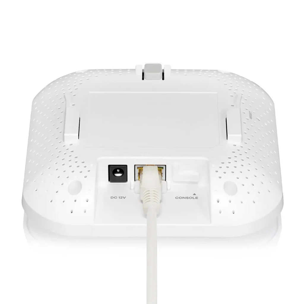 Точка доступу ZYXEL NWA50AX Pro (NWA50AXPRO-EU0102F) (AX3000, 1x2,5GE, WiFi 6, 3x3 MIMO, Nebula, PoE, БЖ в комплекті) UA