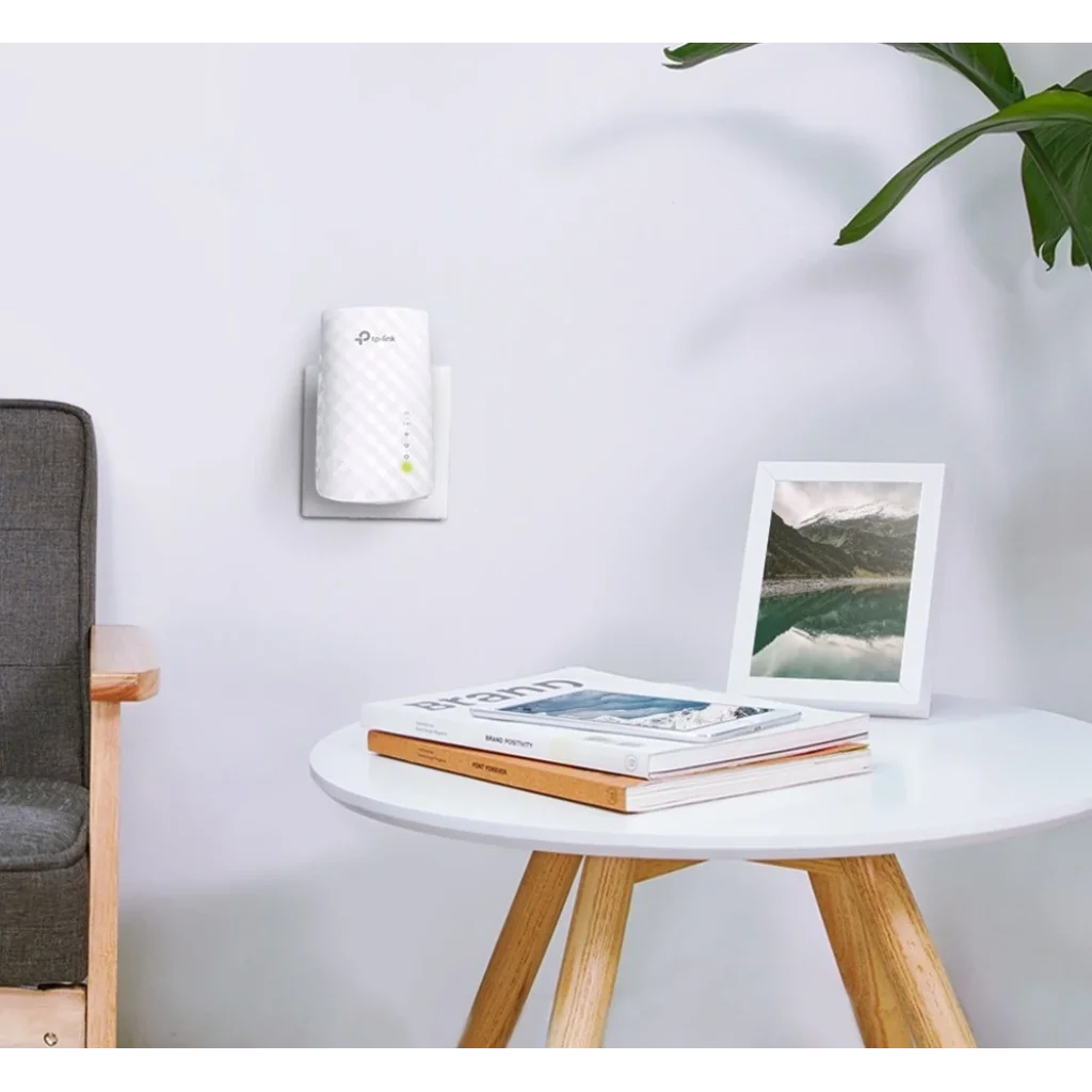 Точка доступу TP-Link RE200 (AC750, 100мВт, внутрішні антени, підсилювач бездротового сигналу, 1 порт RJ-45) UA