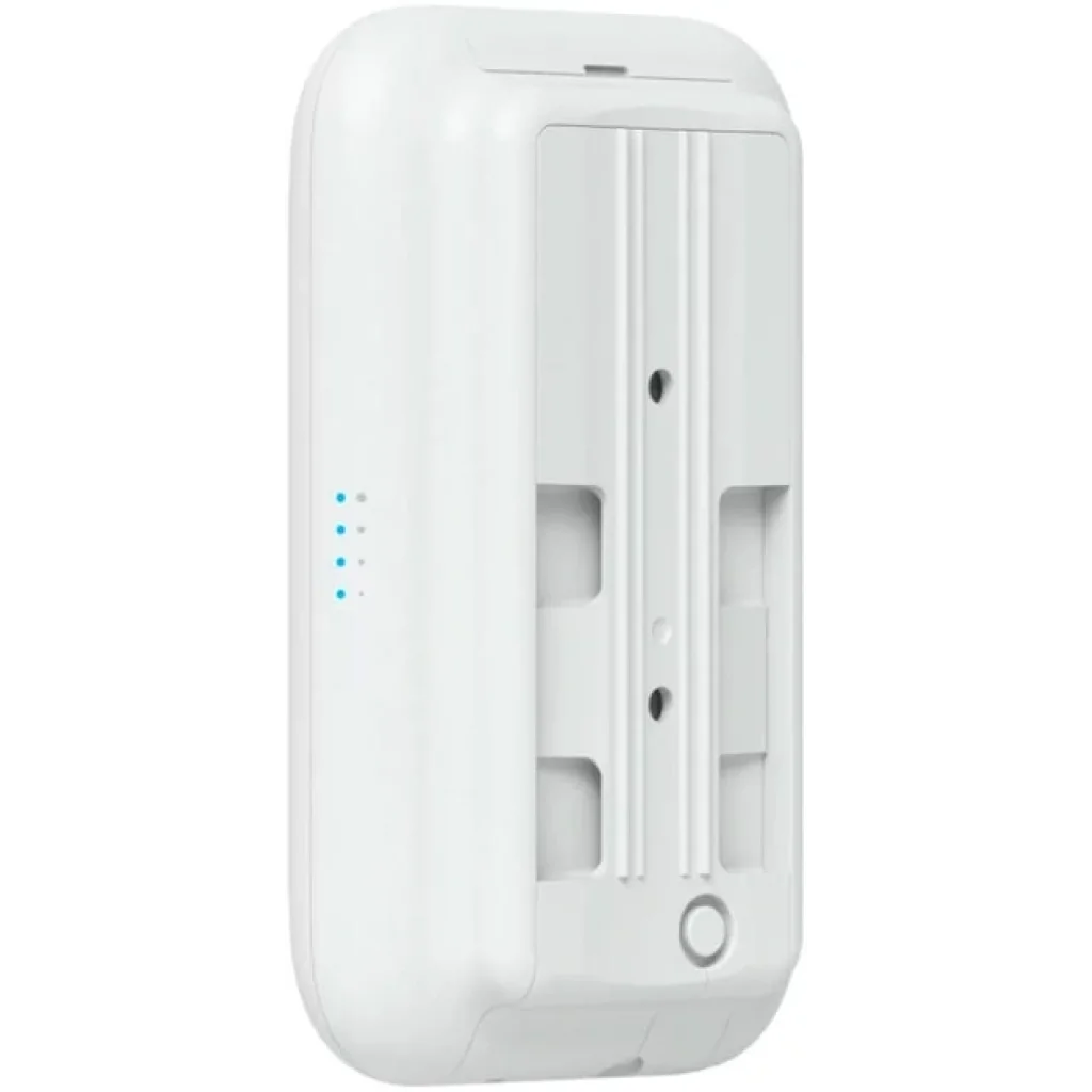 Точка доступа Ubiquiti UniFi UK-Ultra (AC1200, 2x2 MIMO, 1xGbE, 20 dBm + 2хRP-SMA для дополнительных внешних антенн, PoE) UA