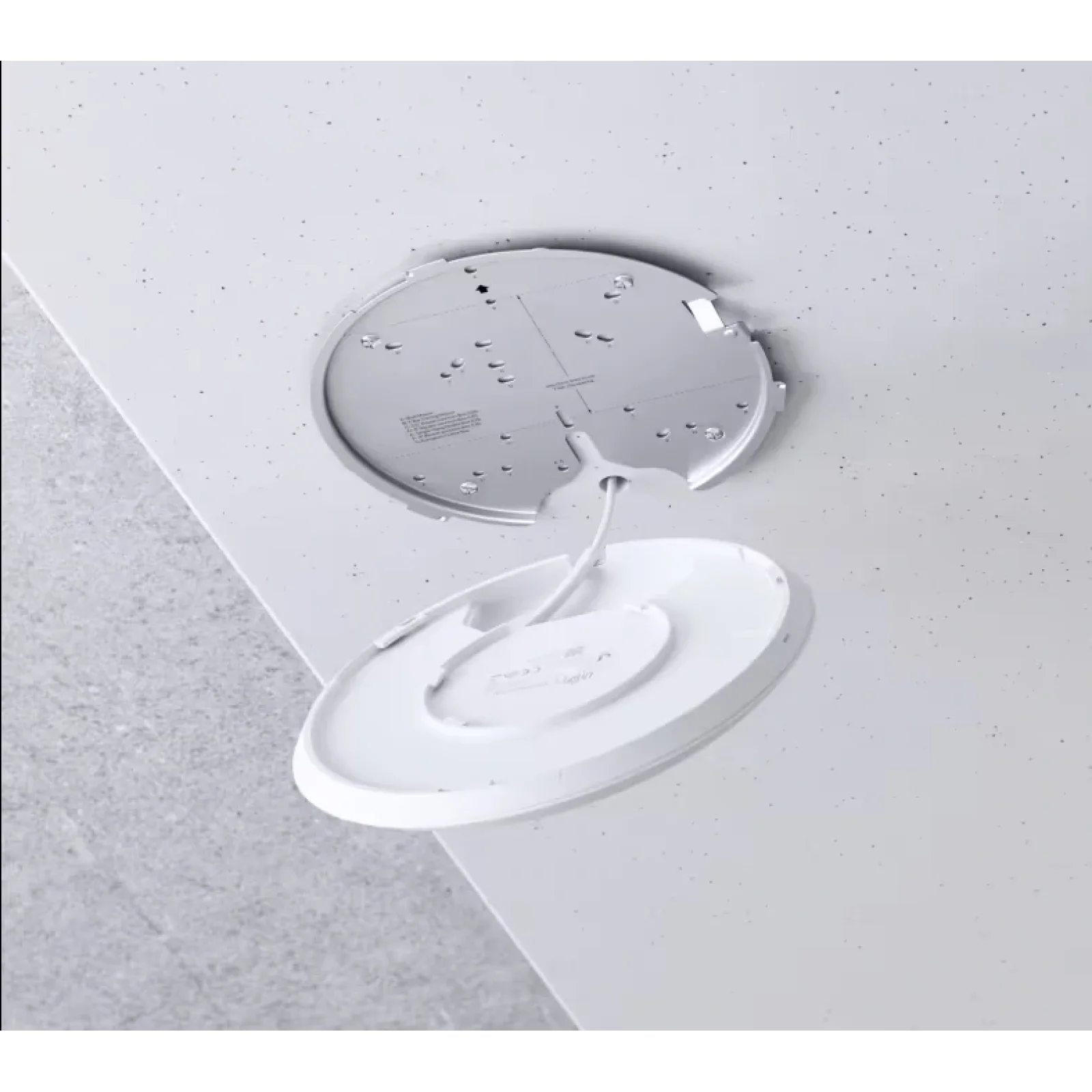 Точка доступу Ubiquiti UniFi UAP-AC-HD (AC2550, 4x4 MU-MIMO, 25 dBm, 2x10/100/1000 Mbps, PoE) Box UA