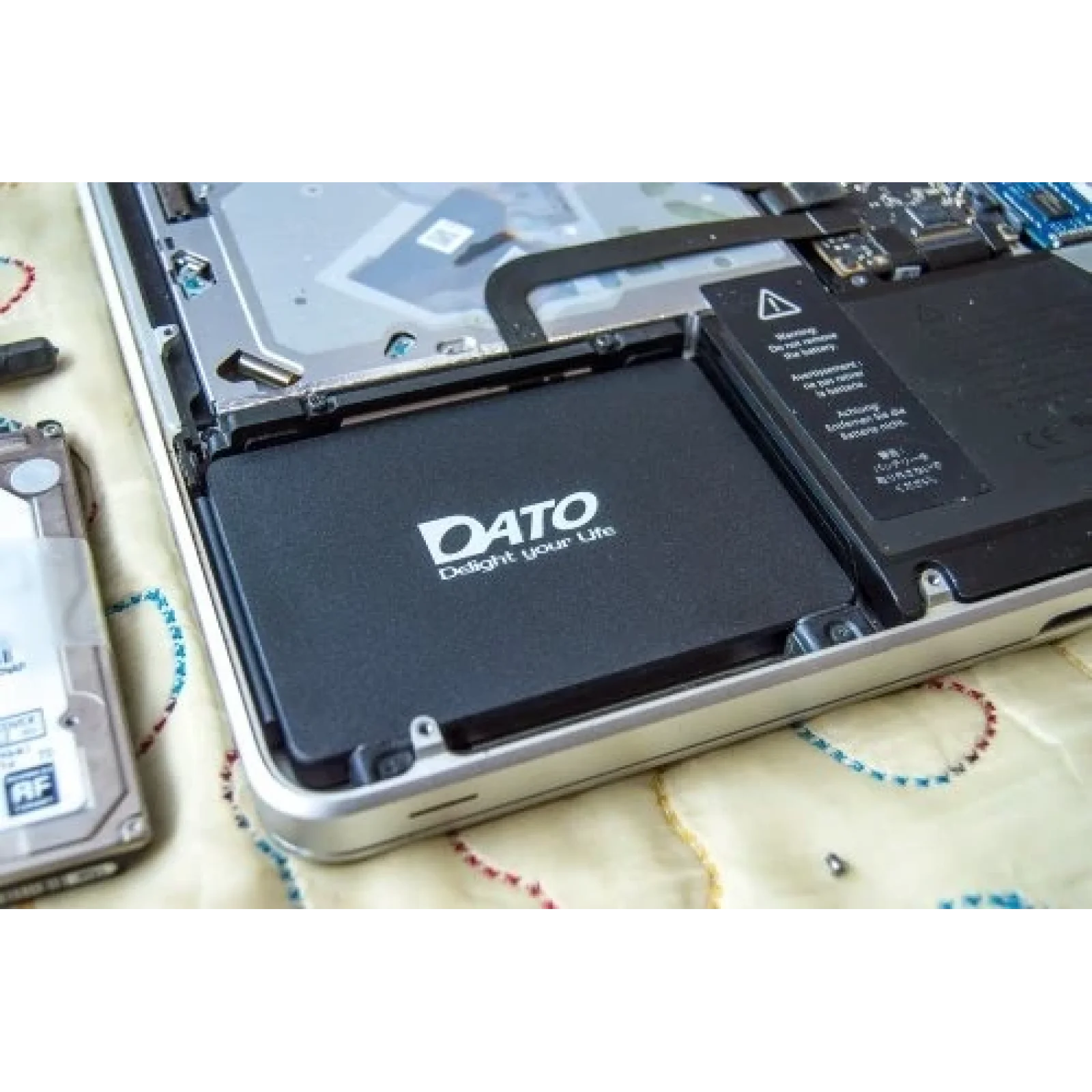 Накопичувач SSD 256GB Dato DS700 2.5