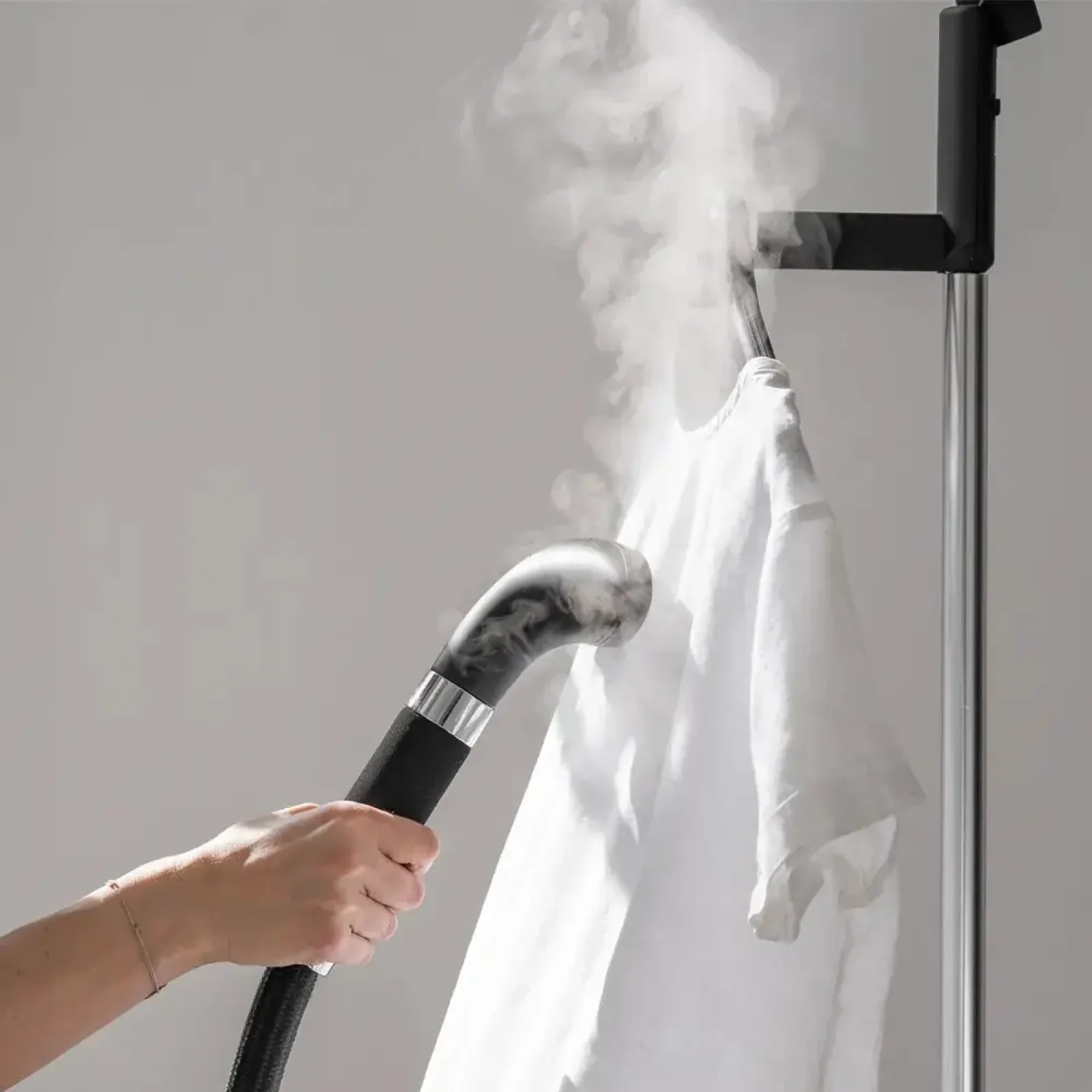 Отпариватель SteamOne EUES200B UA