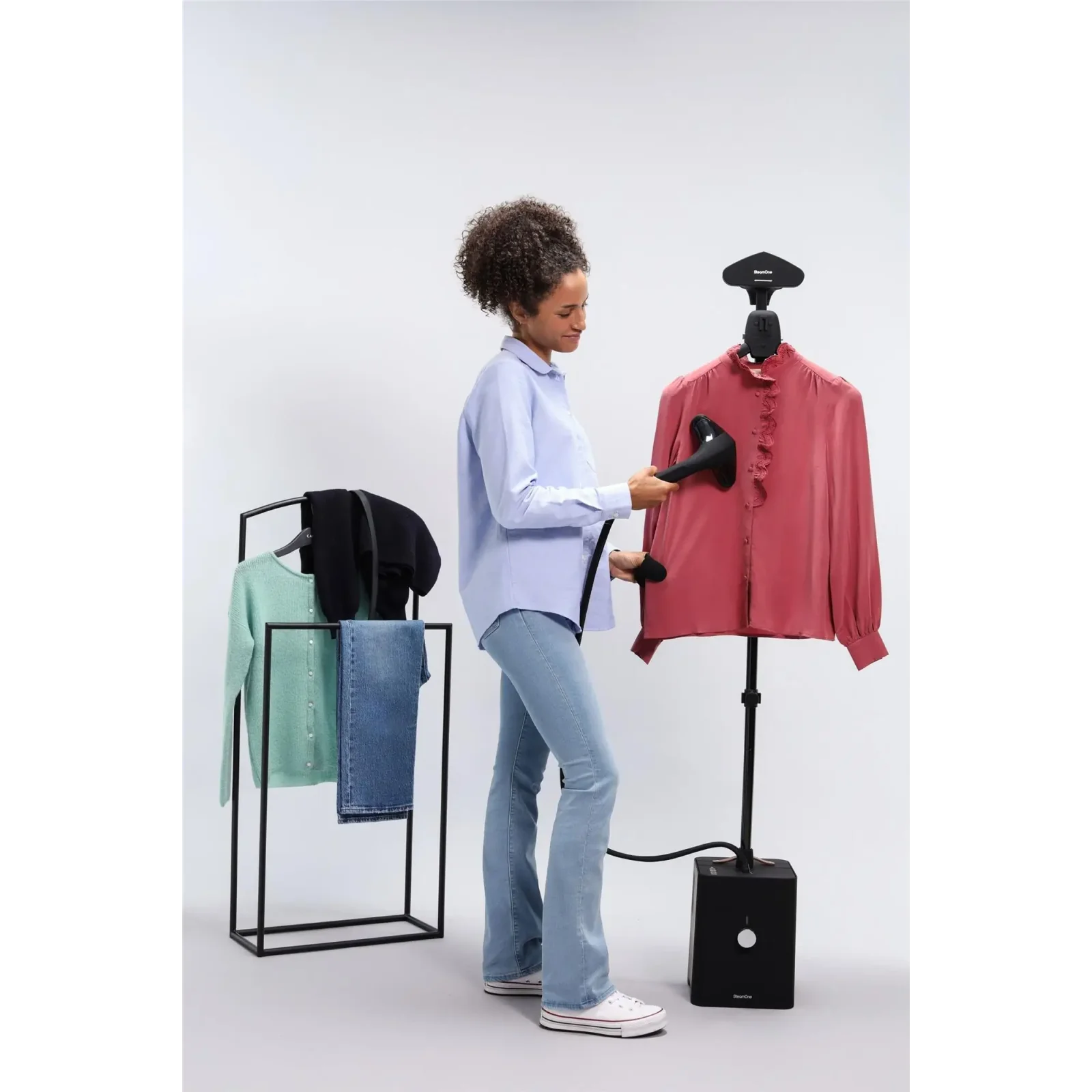 Отпариватель SteamOne EUST01 UA