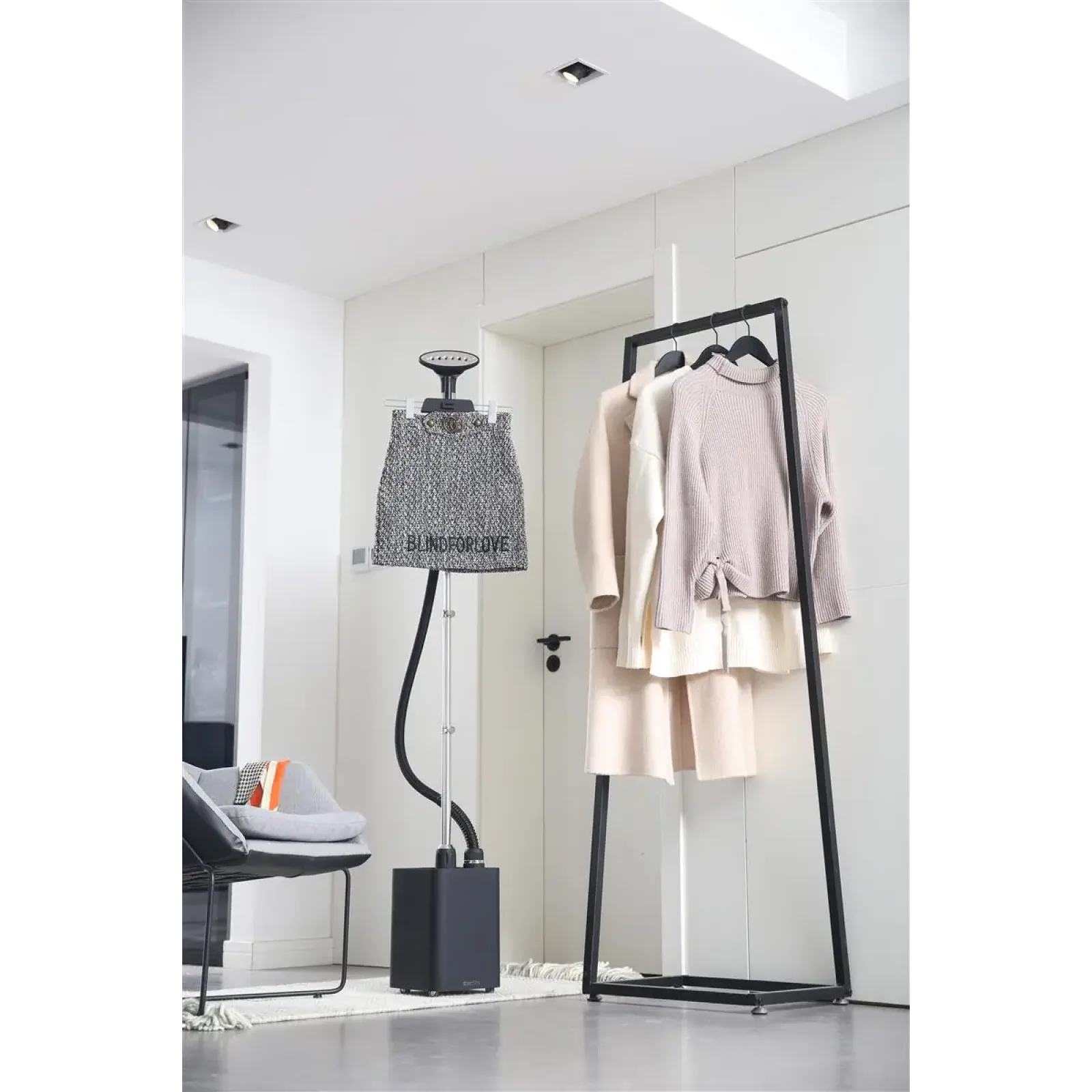 Отпариватель SteamOne EUJK300B UA