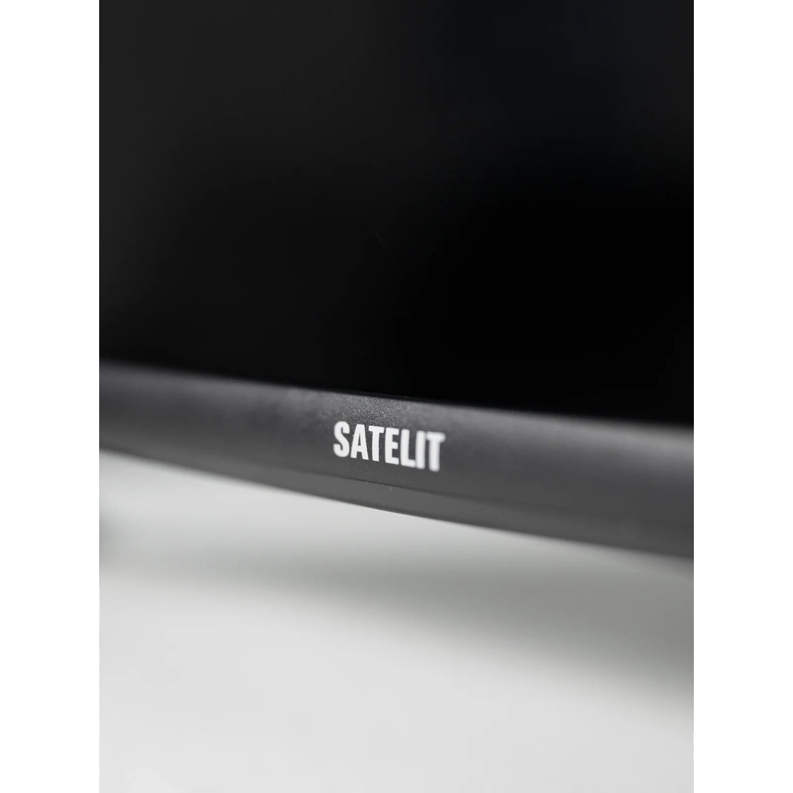Телевізор Satelit 32H8001ST UA