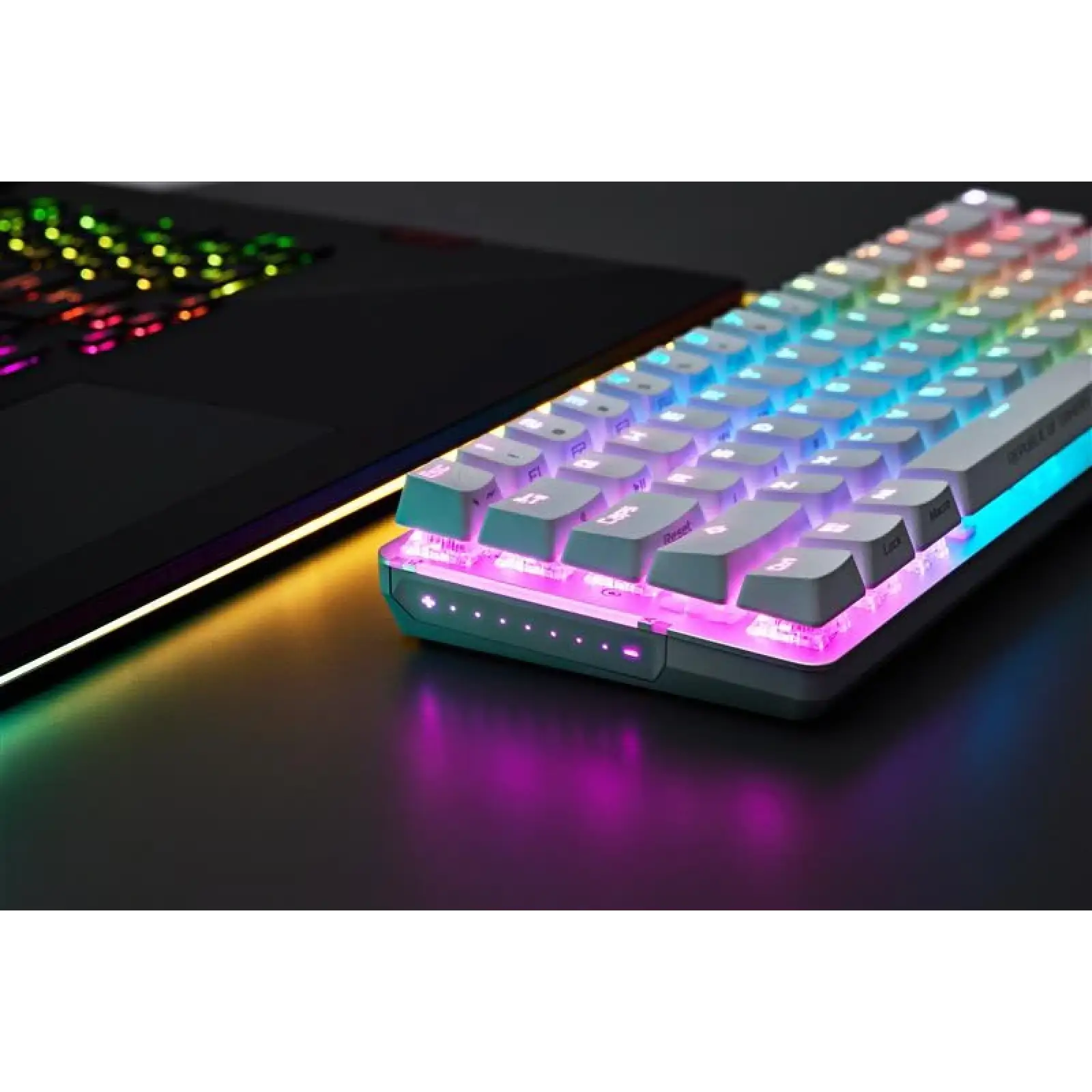 Клавіатура Asus ROG Falchion Ace LED 68key NX RD White (90MP0346-BKUA11) UA
