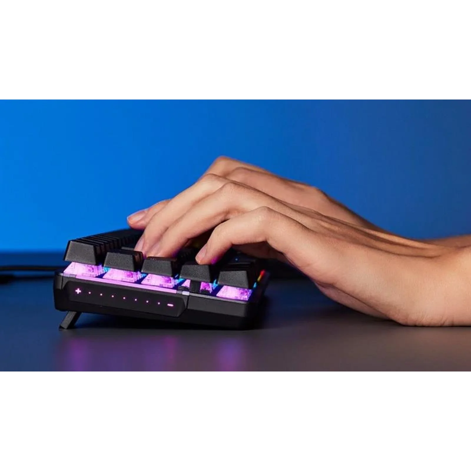 Клавиатура Asus ROG Falchion Ace LED 68key NX RD Black (90MP0346-BKUA01) UA