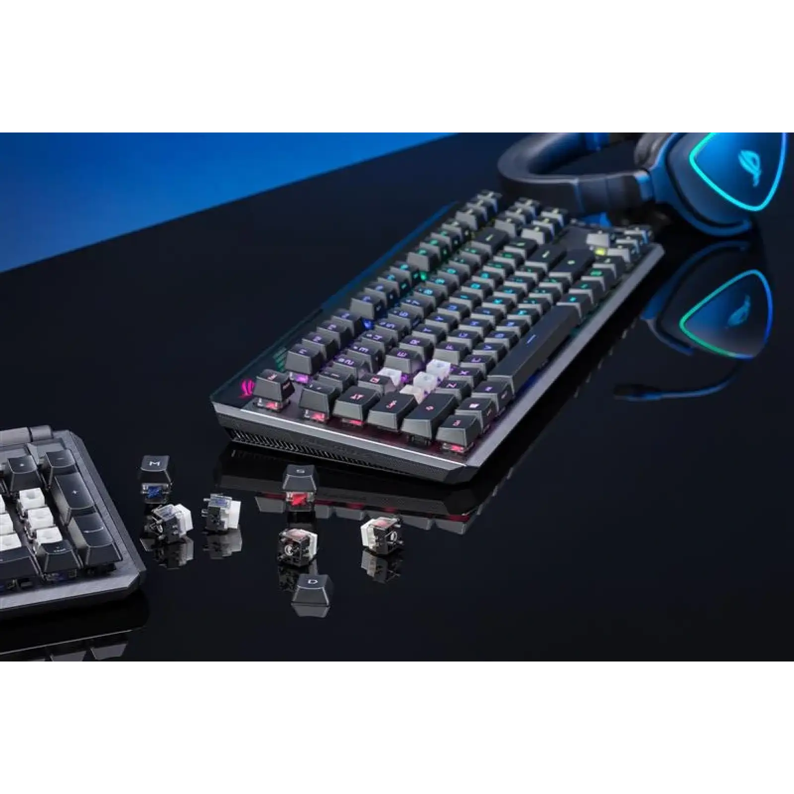 Клавіатура бездротова Asus ROG Claymore II RD RGB WL Black (90MP01W0-BKUA01) UA