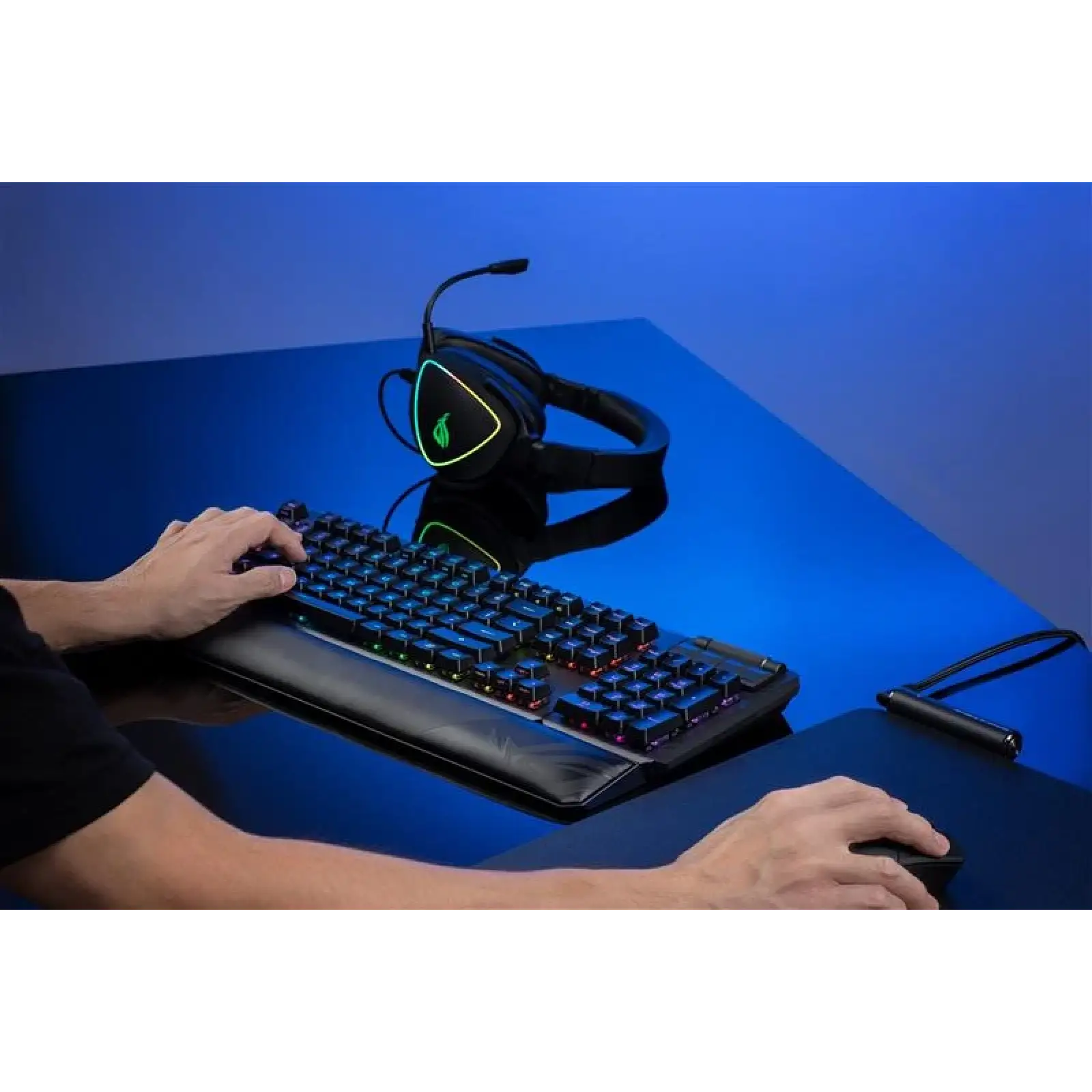 Клавіатура бездротова Asus ROG Claymore II RD RGB WL Black (90MP01W0-BKUA01) UA