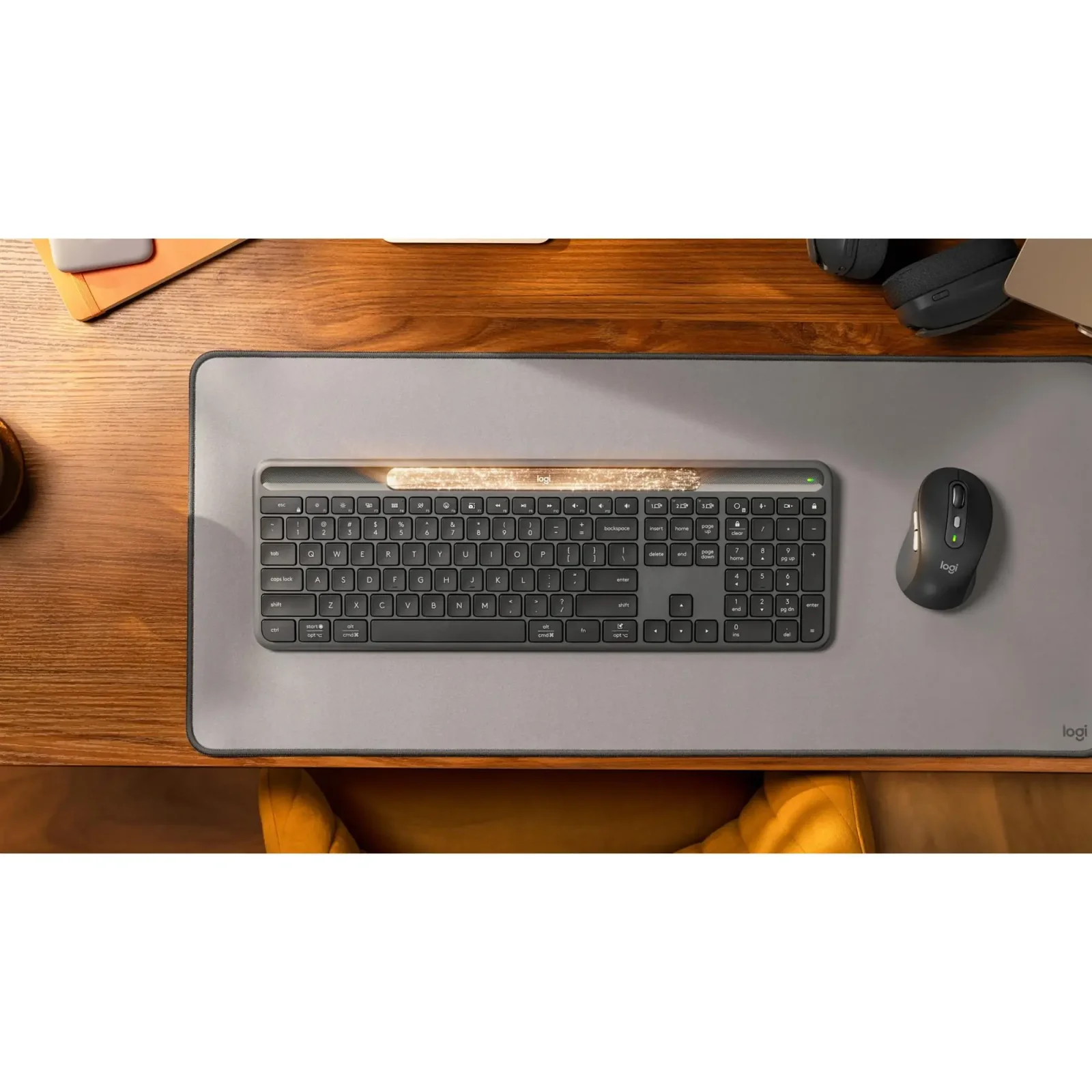 Клавiатура бездротова Logitech Slim Solar+ Graphite (920-013764) UA