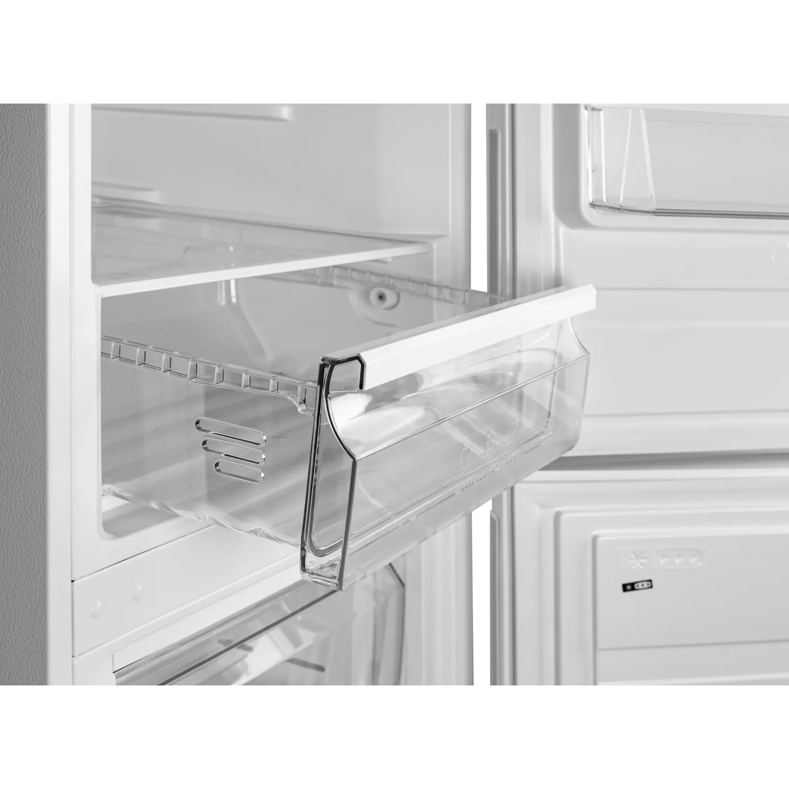 Холодильник Grifon NFND-200W UA