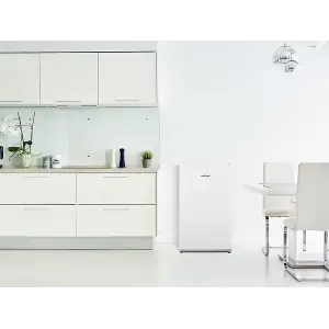 Холодильник Vestfrost VD 142 RW UA