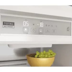 Встраиваемый холодильник Whirlpool WHC20 T593 UA