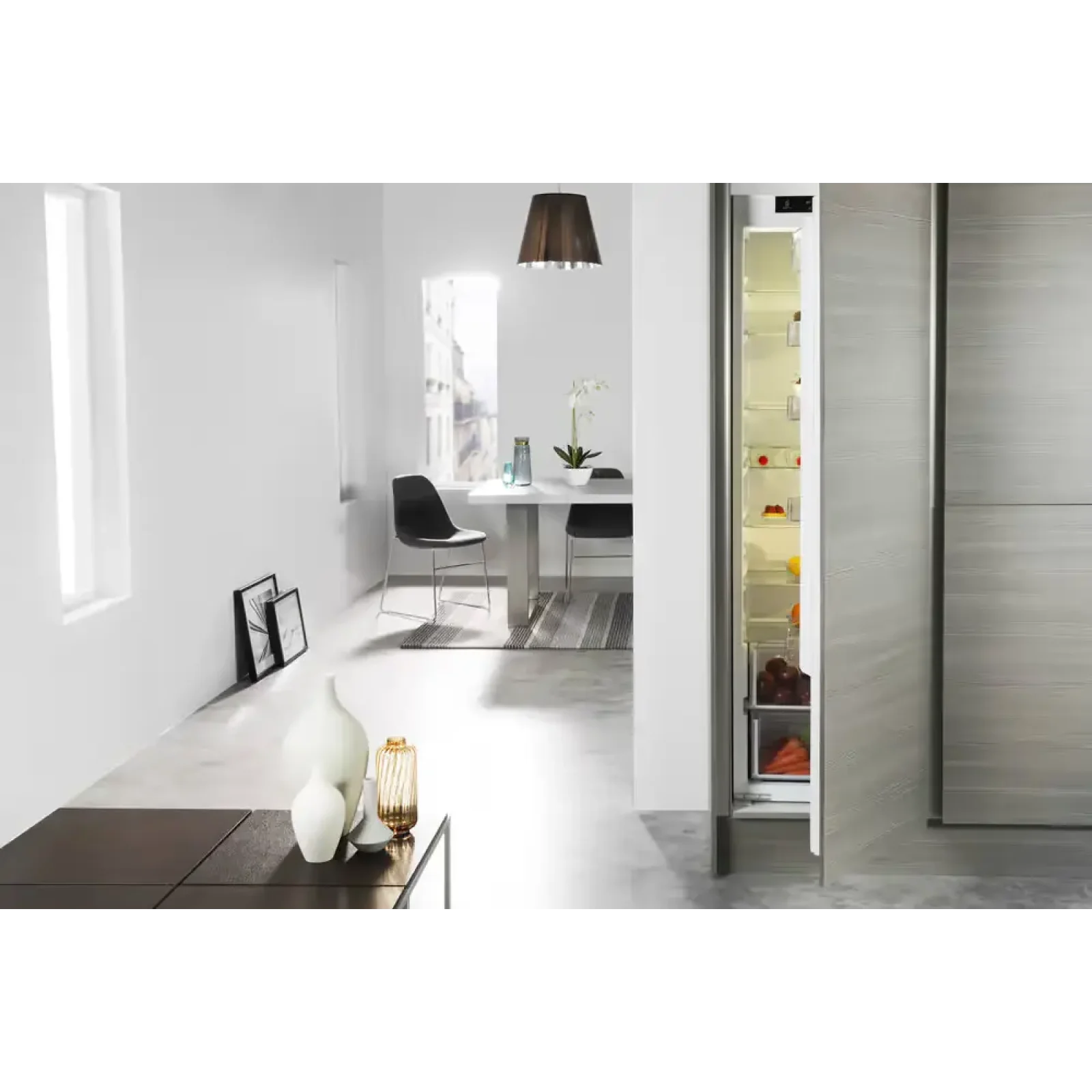 Встраиваемый холодильник Whirlpool ARG 18082 A++ UA