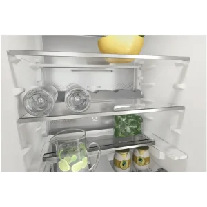 Встраиваемый холодильник Whirlpool WHC18 T573 UA