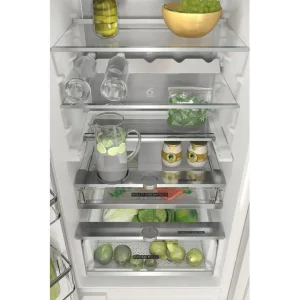 Встраиваемый холодильник Whirlpool WHC18 T573 UA