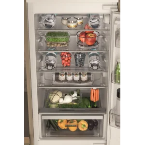 Встраиваемый холодильник Whirlpool WHC18D011C1 SF UA