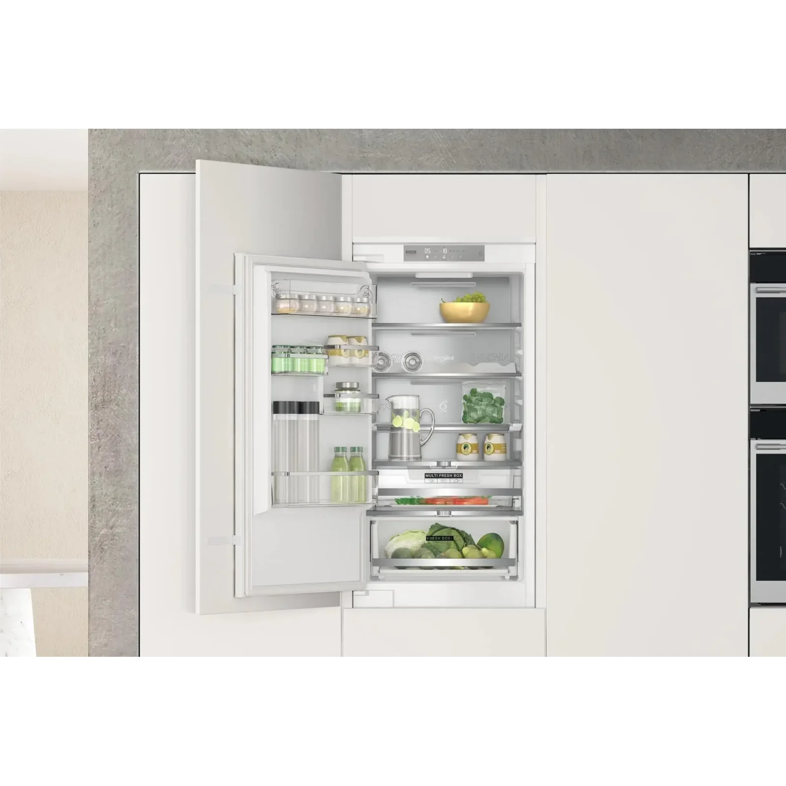 Встраиваемый холодильник Whirlpool WHC18T573 UA