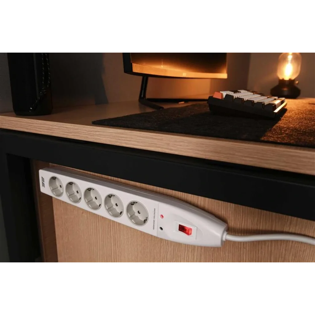 Сетевой фильтр 2E 5хSchuko, 3 м (2E-SP515M3WH) UA