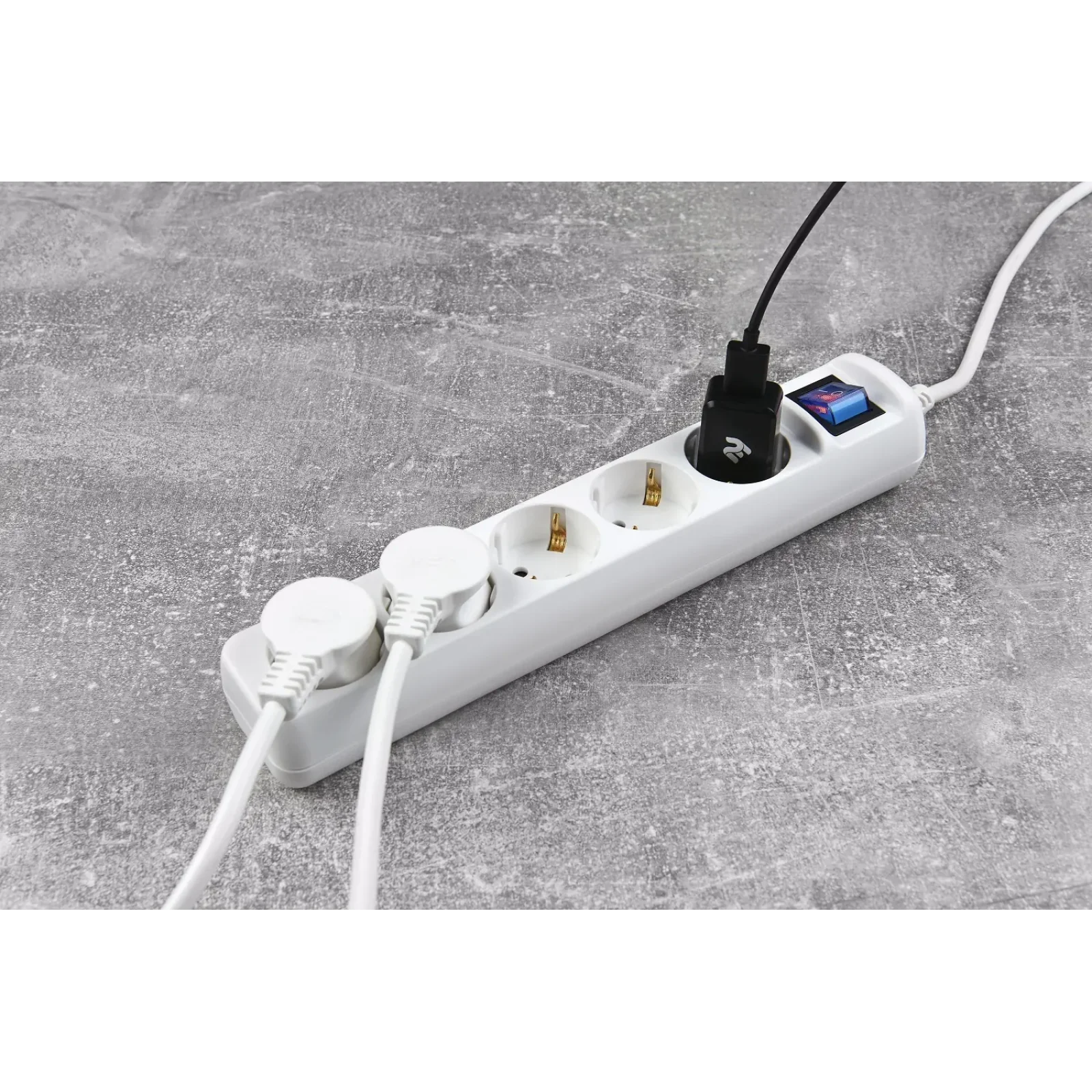 Фильтр питания 2E 5хSchuko, 3 м, белый (2E-U05ESM3) UA