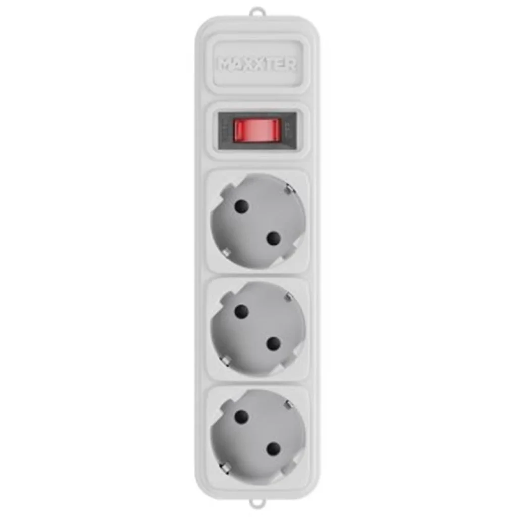 Фільтр живлення Maxxter (SPM3-G-6G) 3 розетки, 1.8м, білий UA
