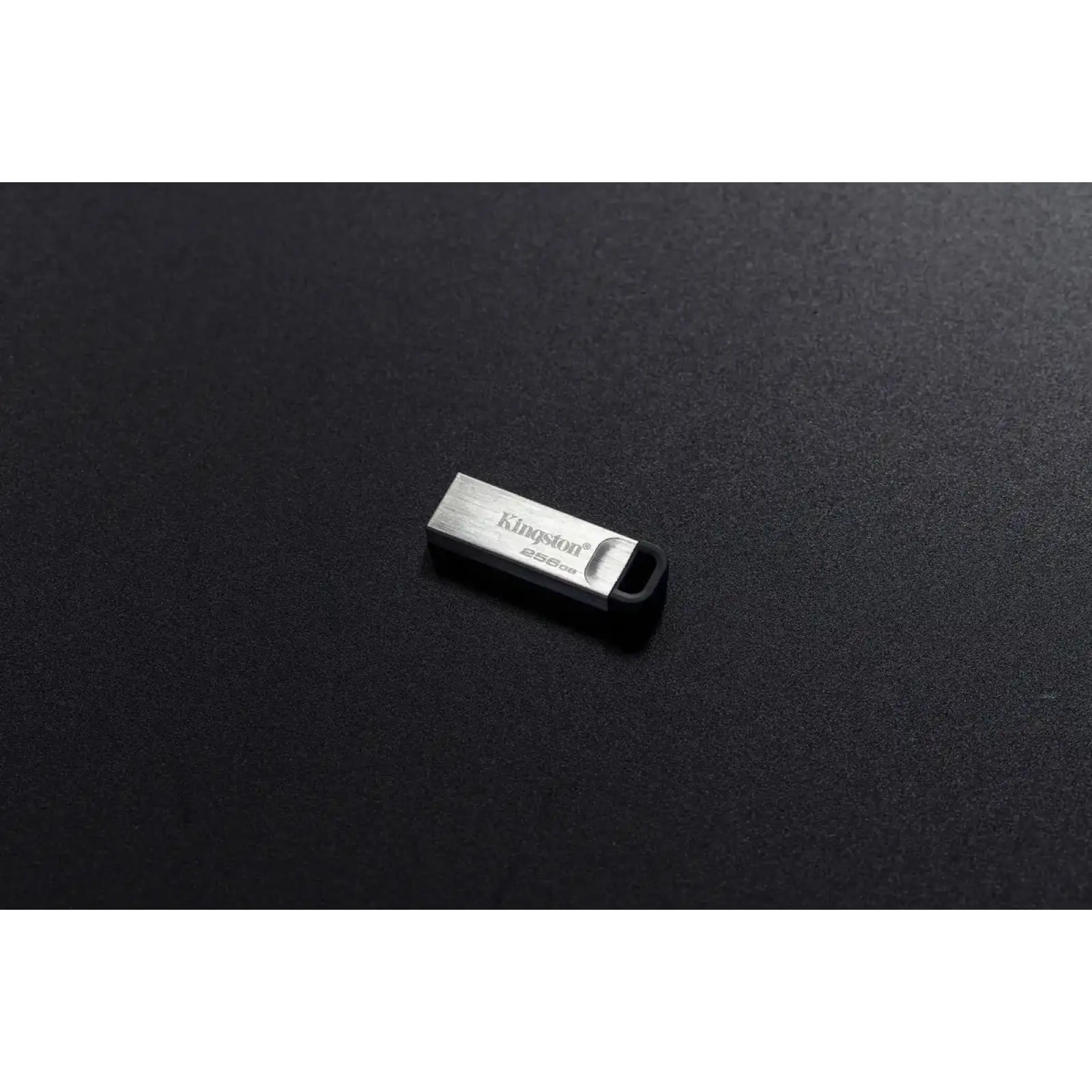 Флеш-накопичувач USB3.2 128GB Kingston DataTraveler Kyson Silver/Black (DTKN/128GB) UA
