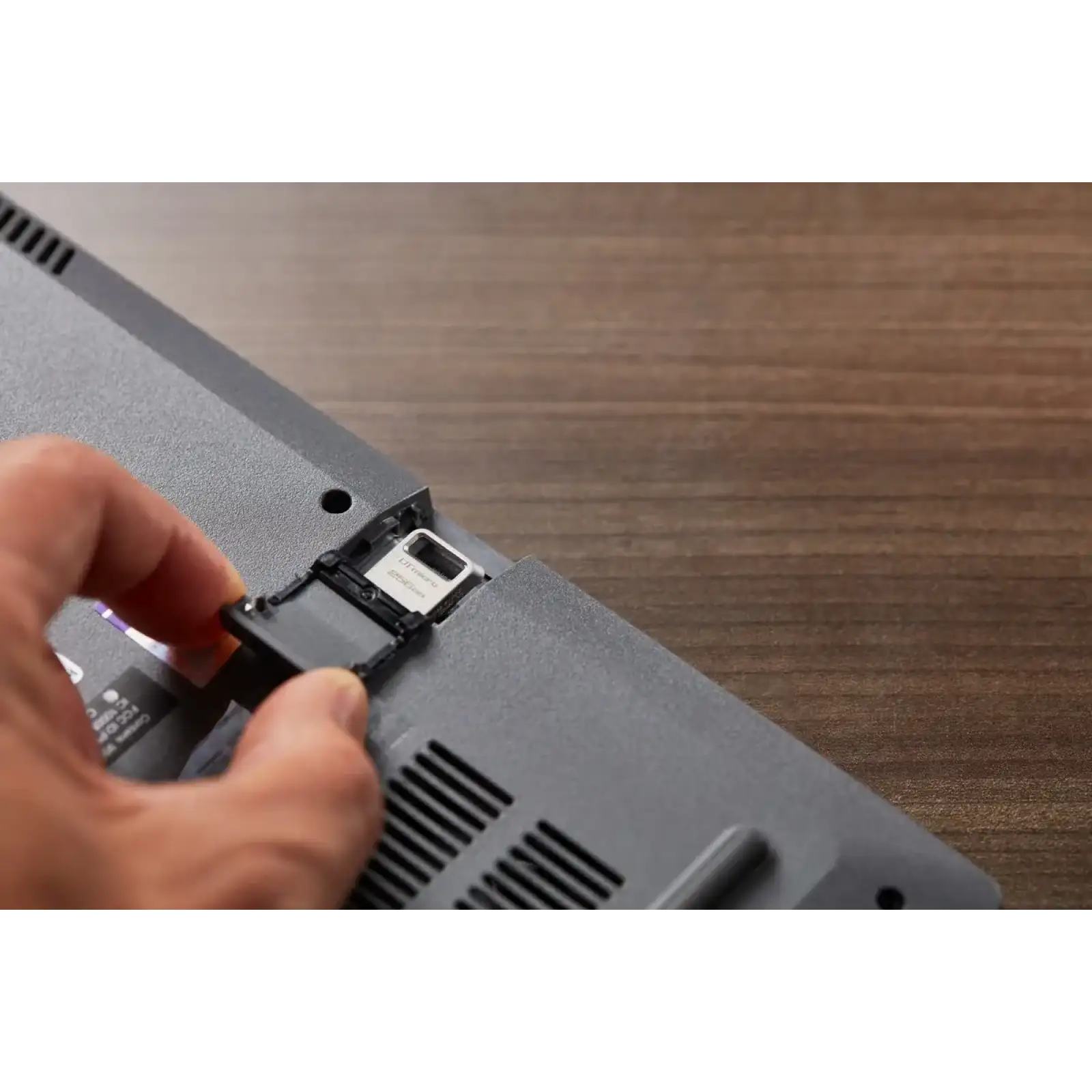 Флеш-накопичувач USB3.2 256GB Kingston DataTraveler Micro (DTMC3G2/256GB) UA
