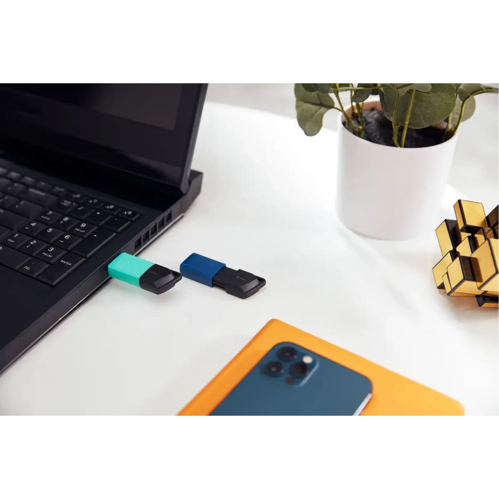 Флеш-накопичувач USB3.2 256GB Kingston DataTraveler Exodia M Black/Teal (DTXM/256GB) UA