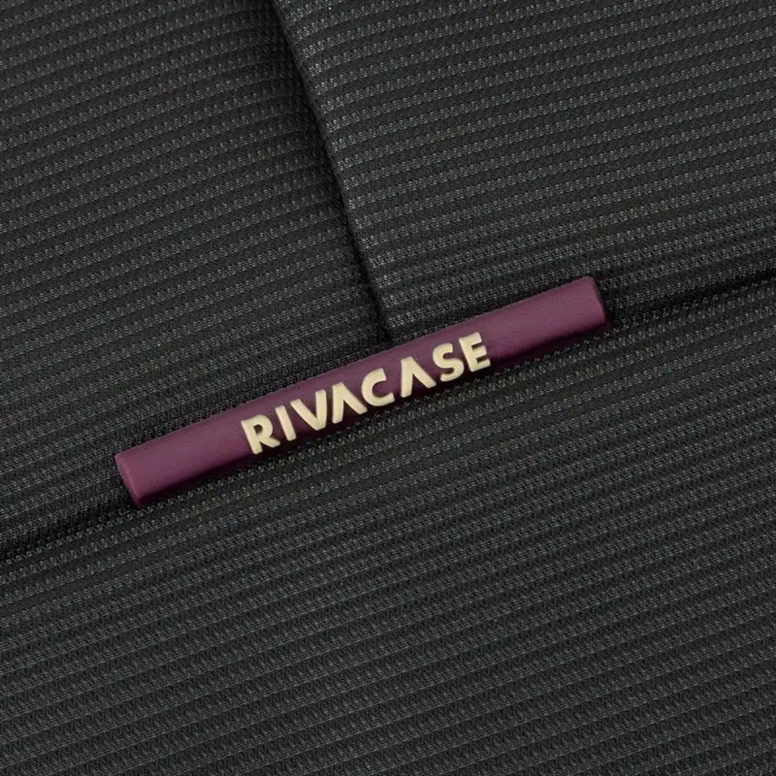 Сумка для ноутбука RivaCase 8731 15.6