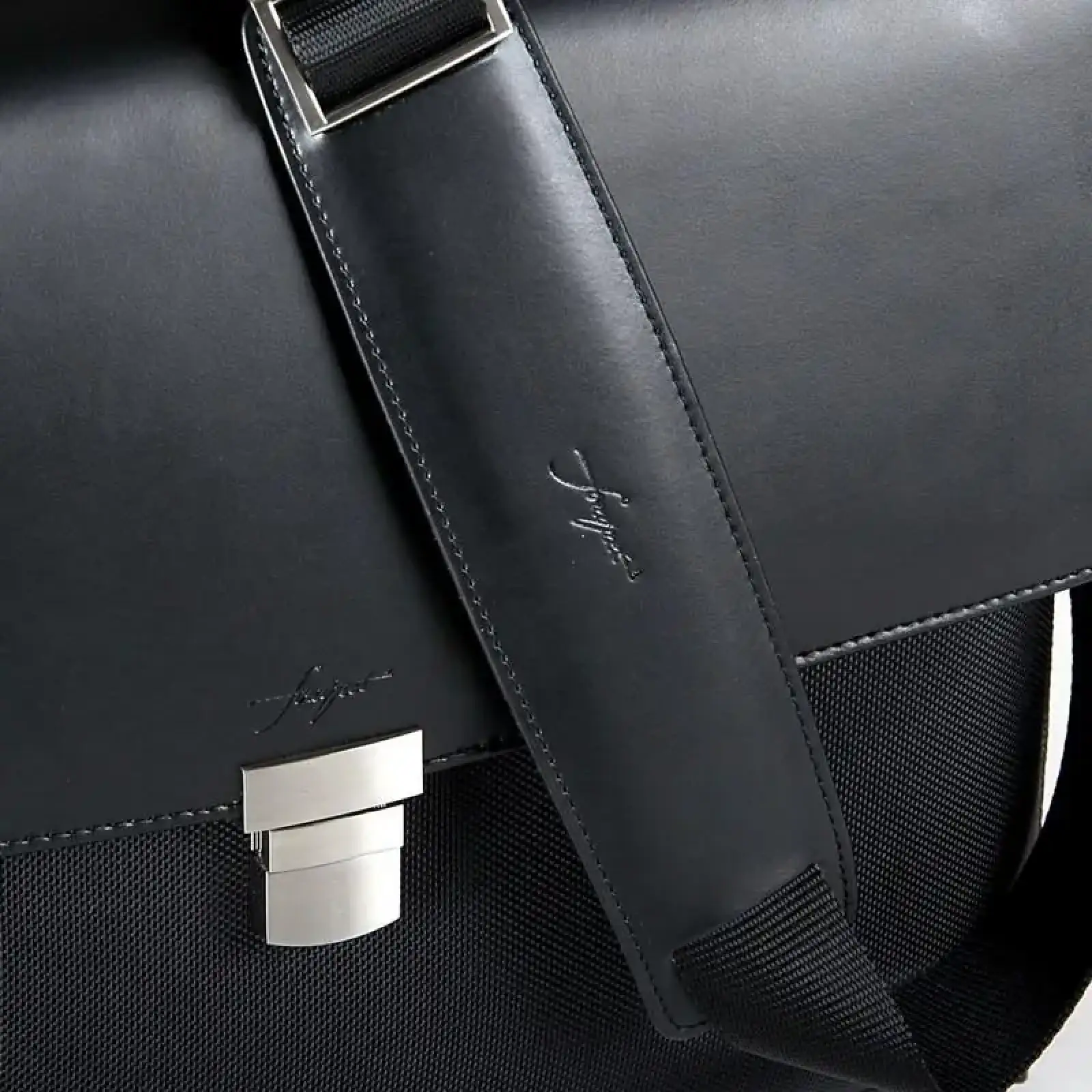 Портфель для ноутбука Fouquet NBC-1002M 14