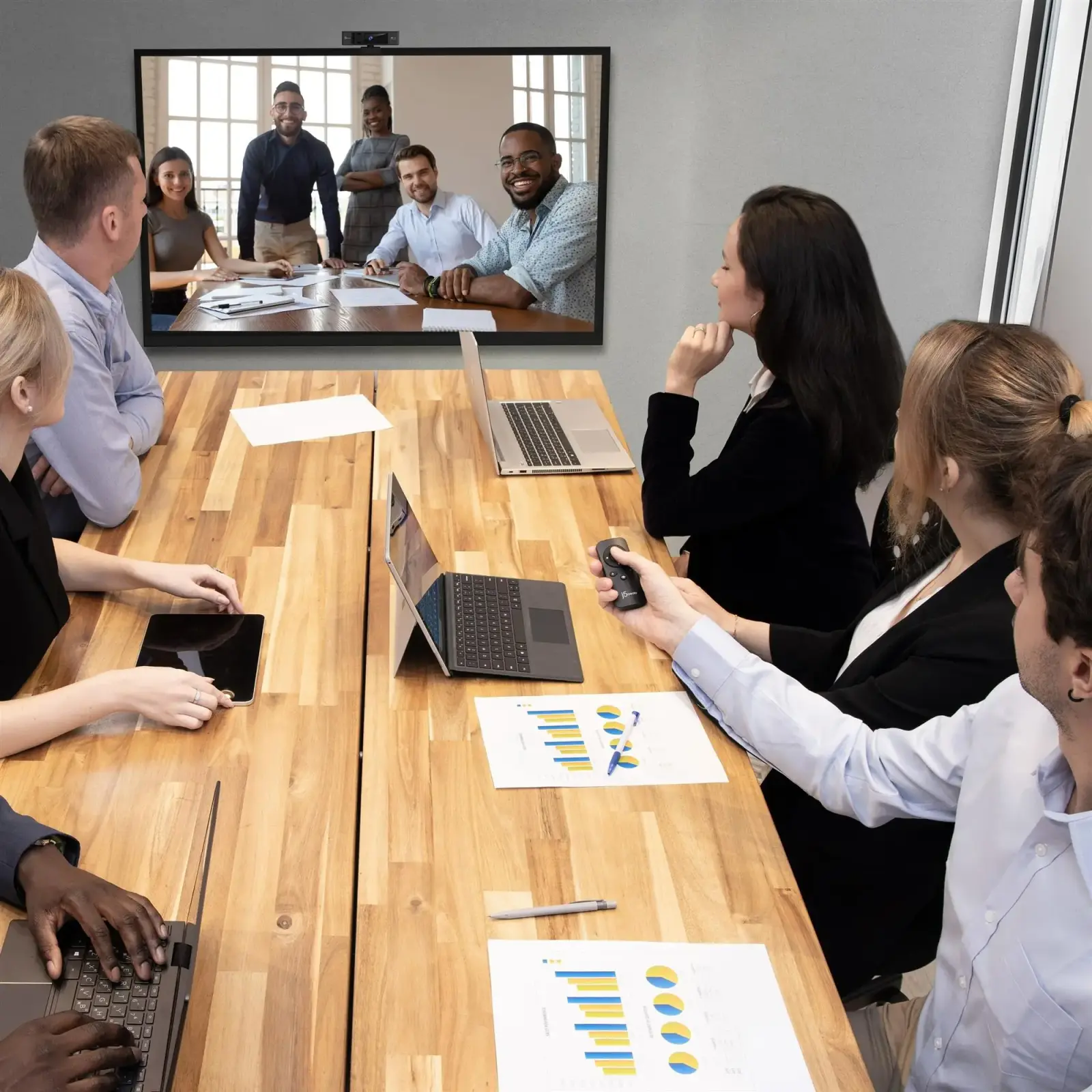 Веб-камера J5create JVCU435-N Black UA