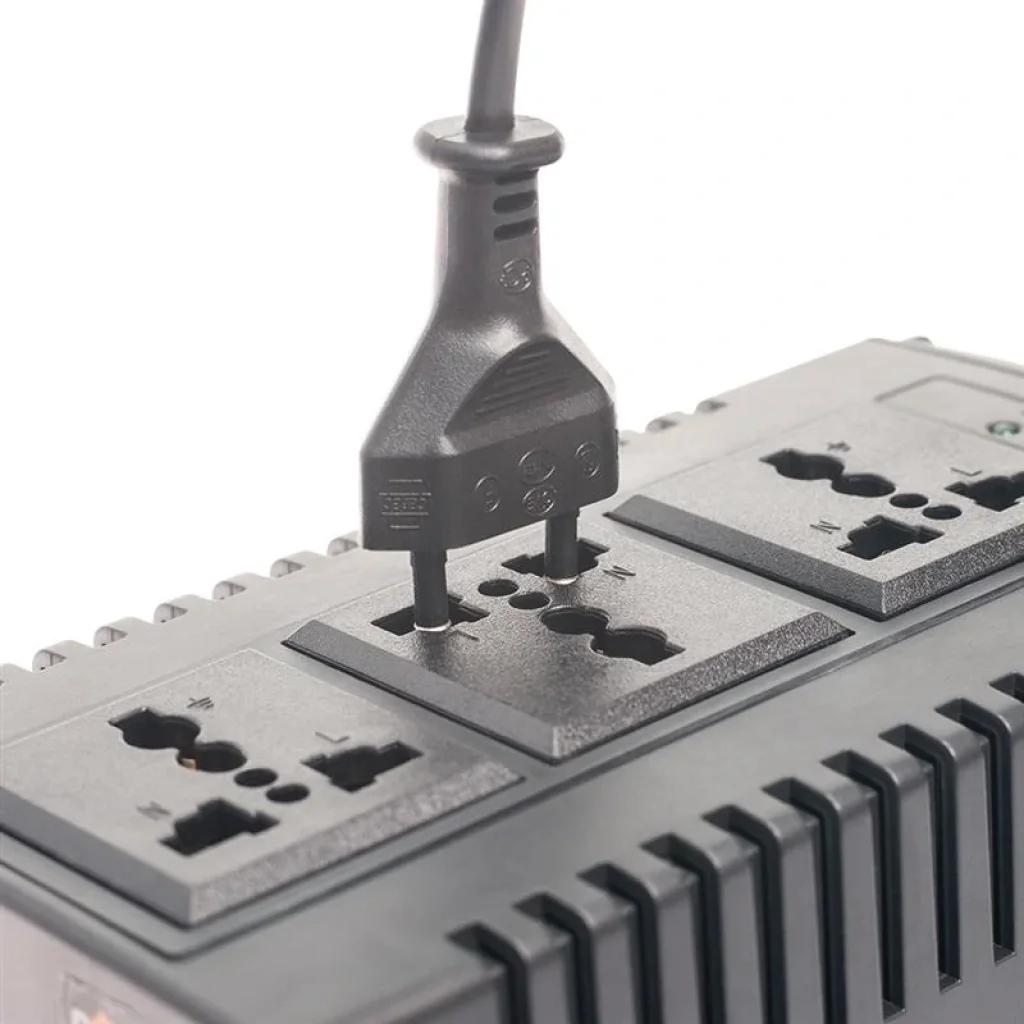 Стабилизатор NJOY Paladin 1000 (PWAV-10003PL-AZ01B) AVR, 3 розетки UA