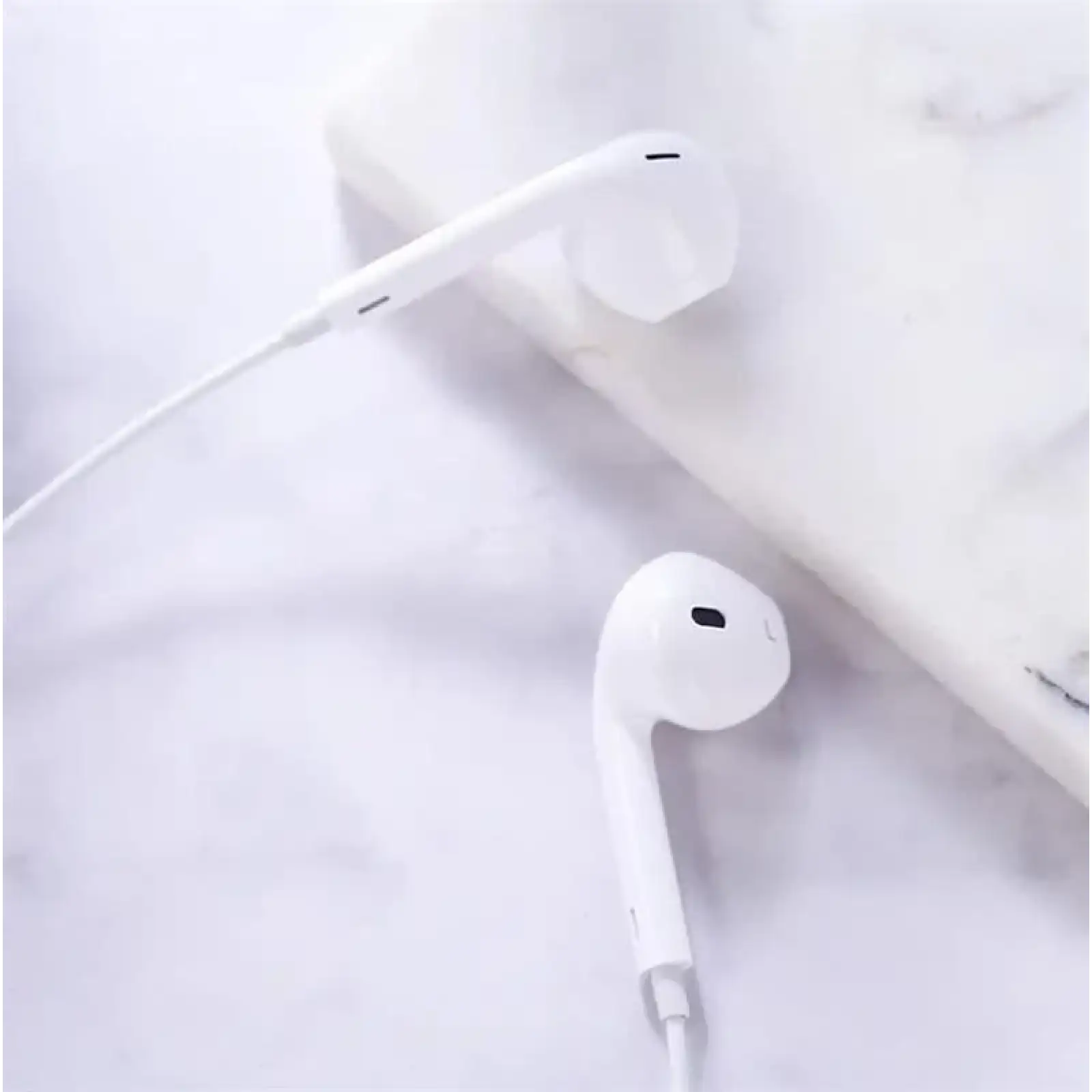 Гарнітура Foneng T28 Lightning White (T28-WE-IP) UA
