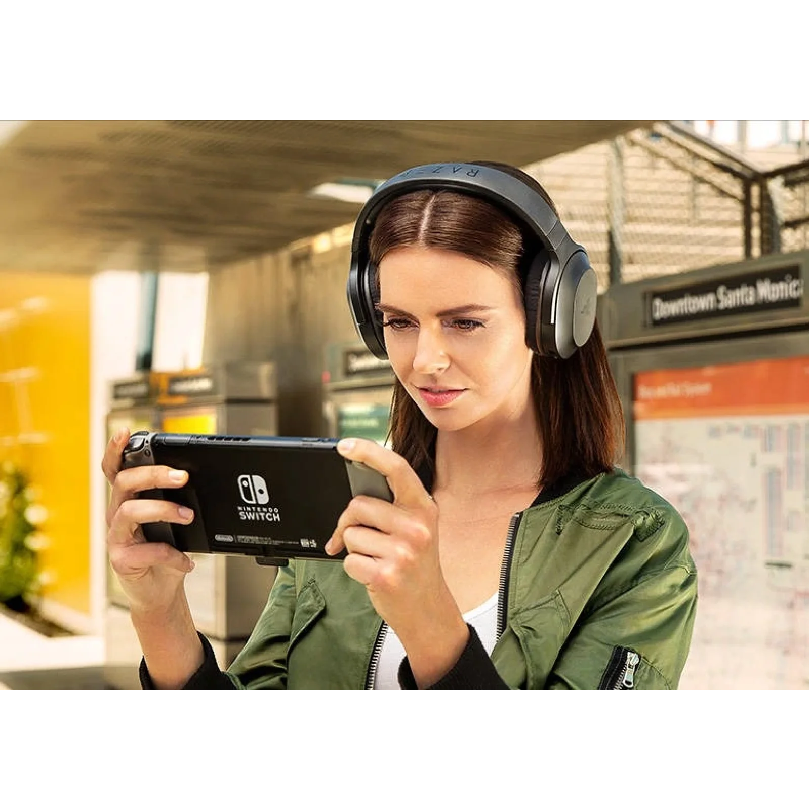 Bluetooth-гарнітура Razer Barracuda Black (RZ04-03790100-R3M1) UA